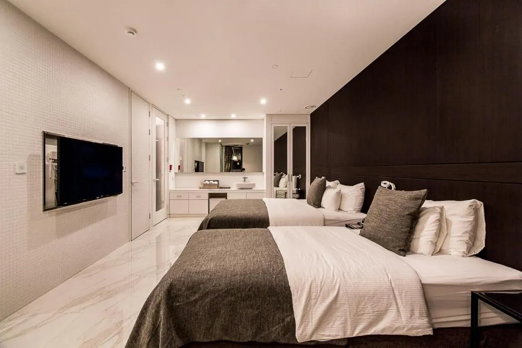 Bed in Hotel The May