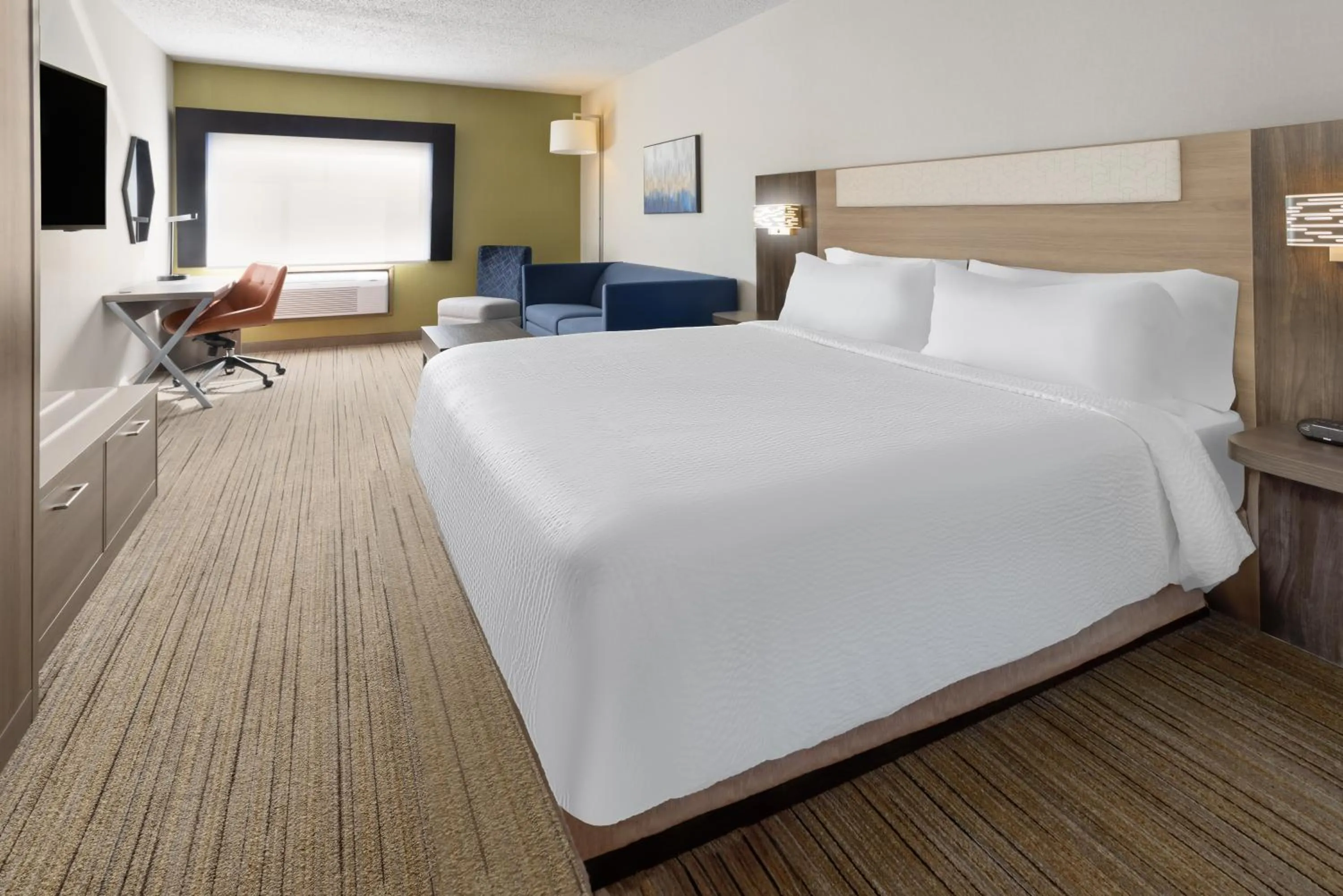 Bed in Holiday Inn Express Stony Brook-Long Island by IHG
