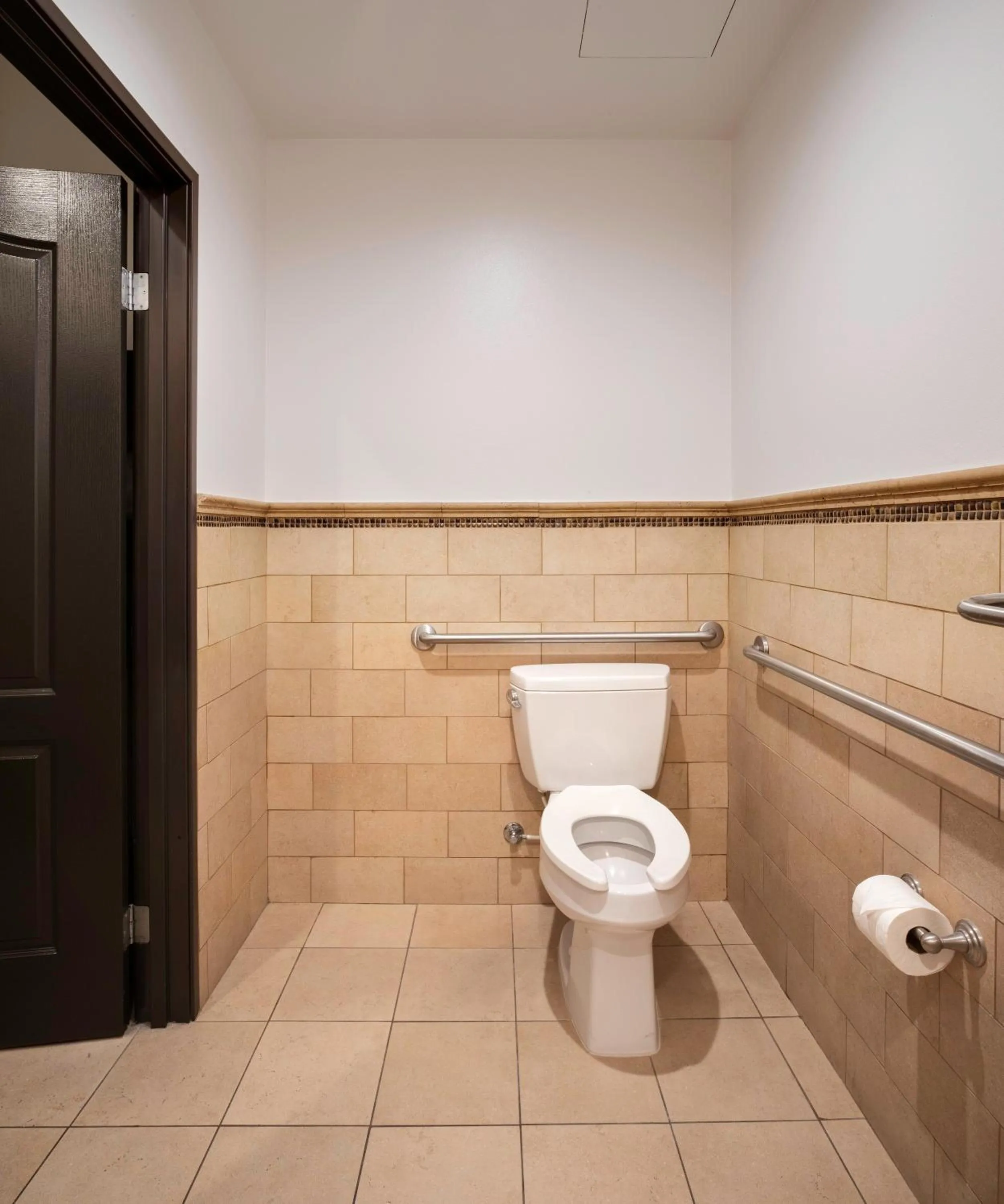 Toilet in Ayres Hotel Chino Hills Ontario