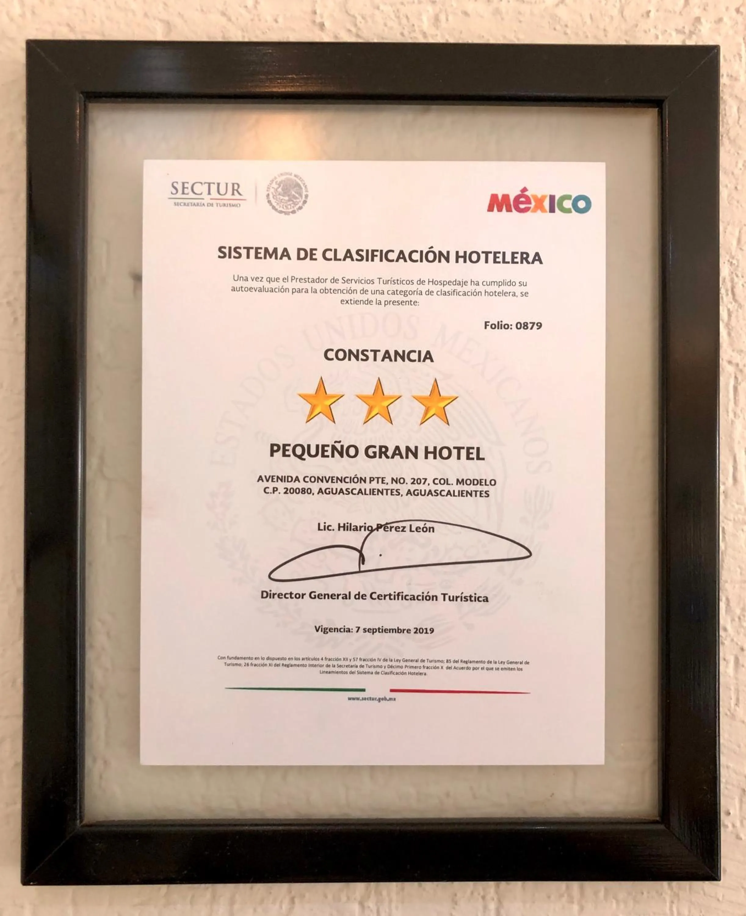 Certificate/Award in Pequeno Gran Hotel