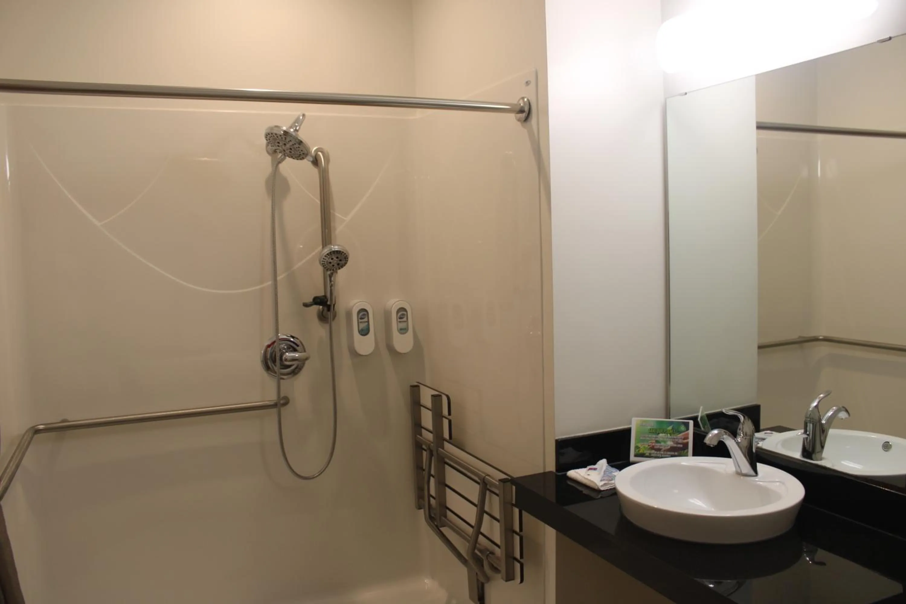 Bathroom in Motel 6-Mankato, MN