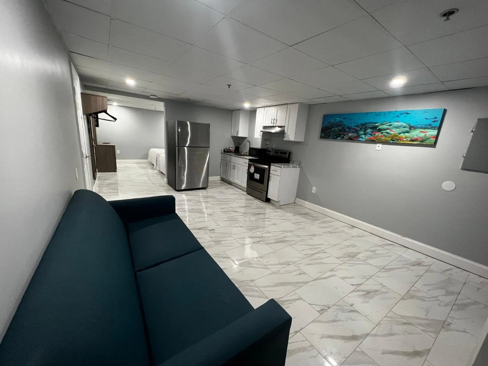 Kitchen or kitchenette in Red Roof PLUS & Suites Virginia Beach - Seaside