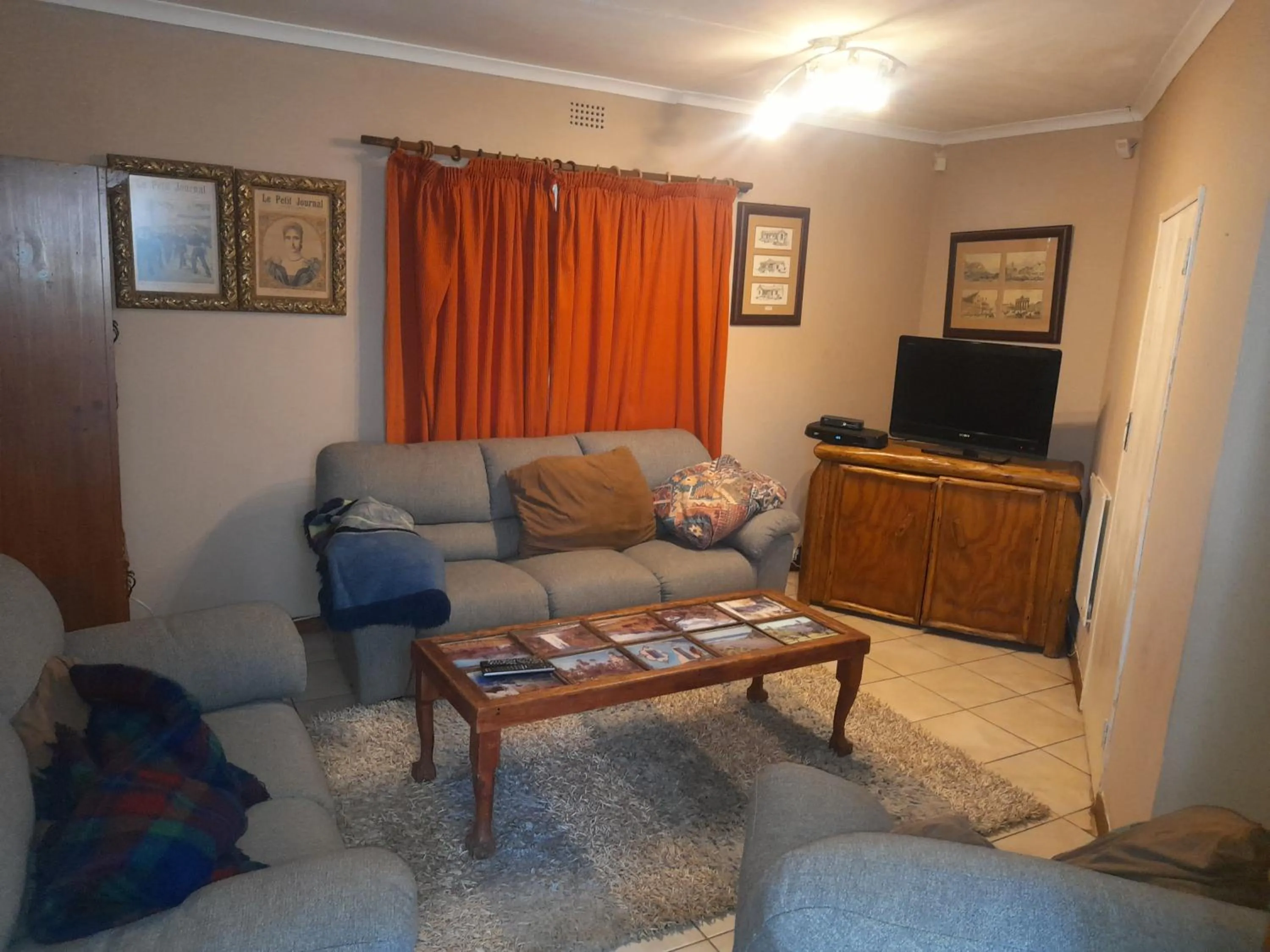 1322 Backpackers International