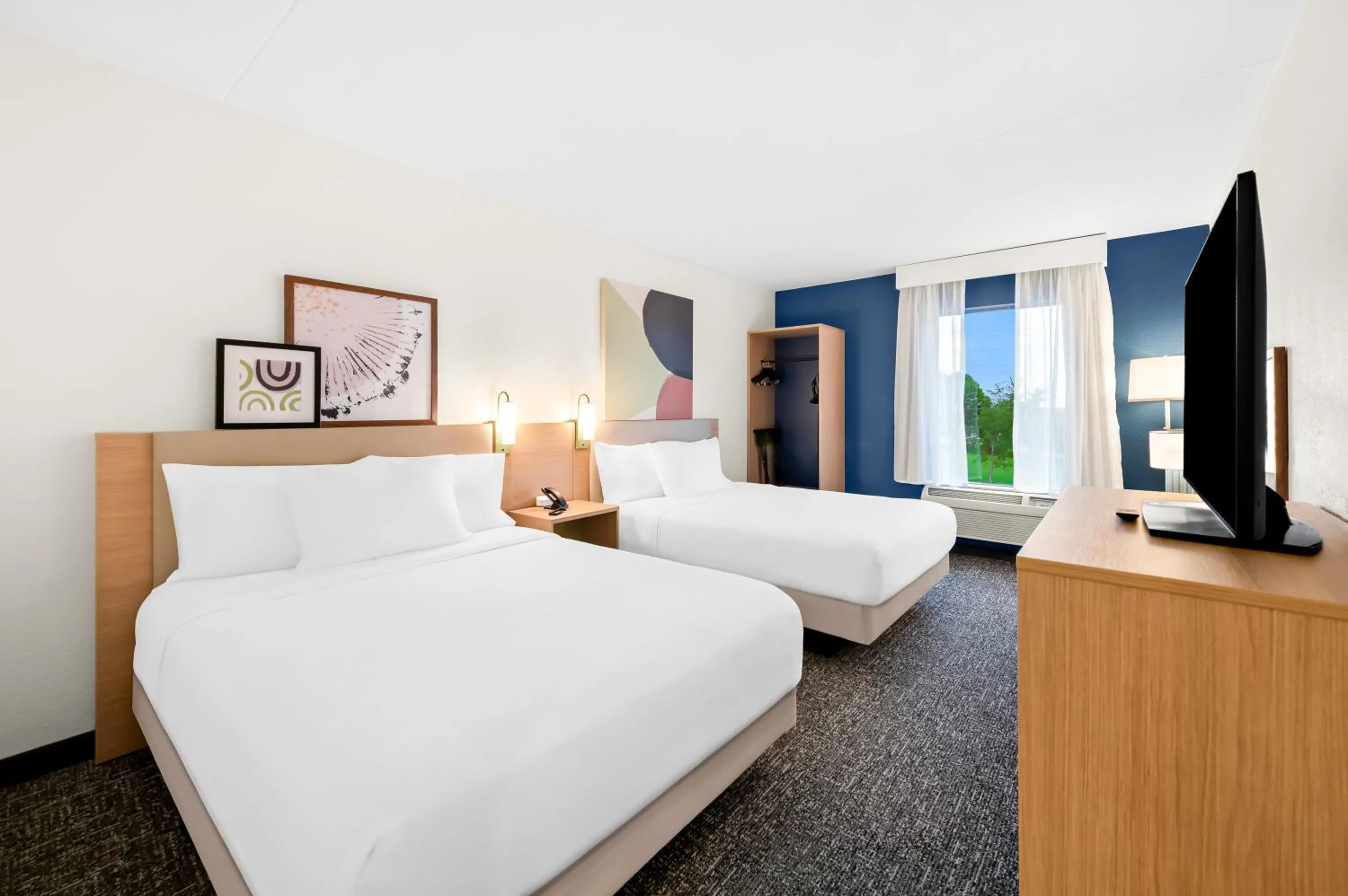 Spark By Hilton Branson Meadows