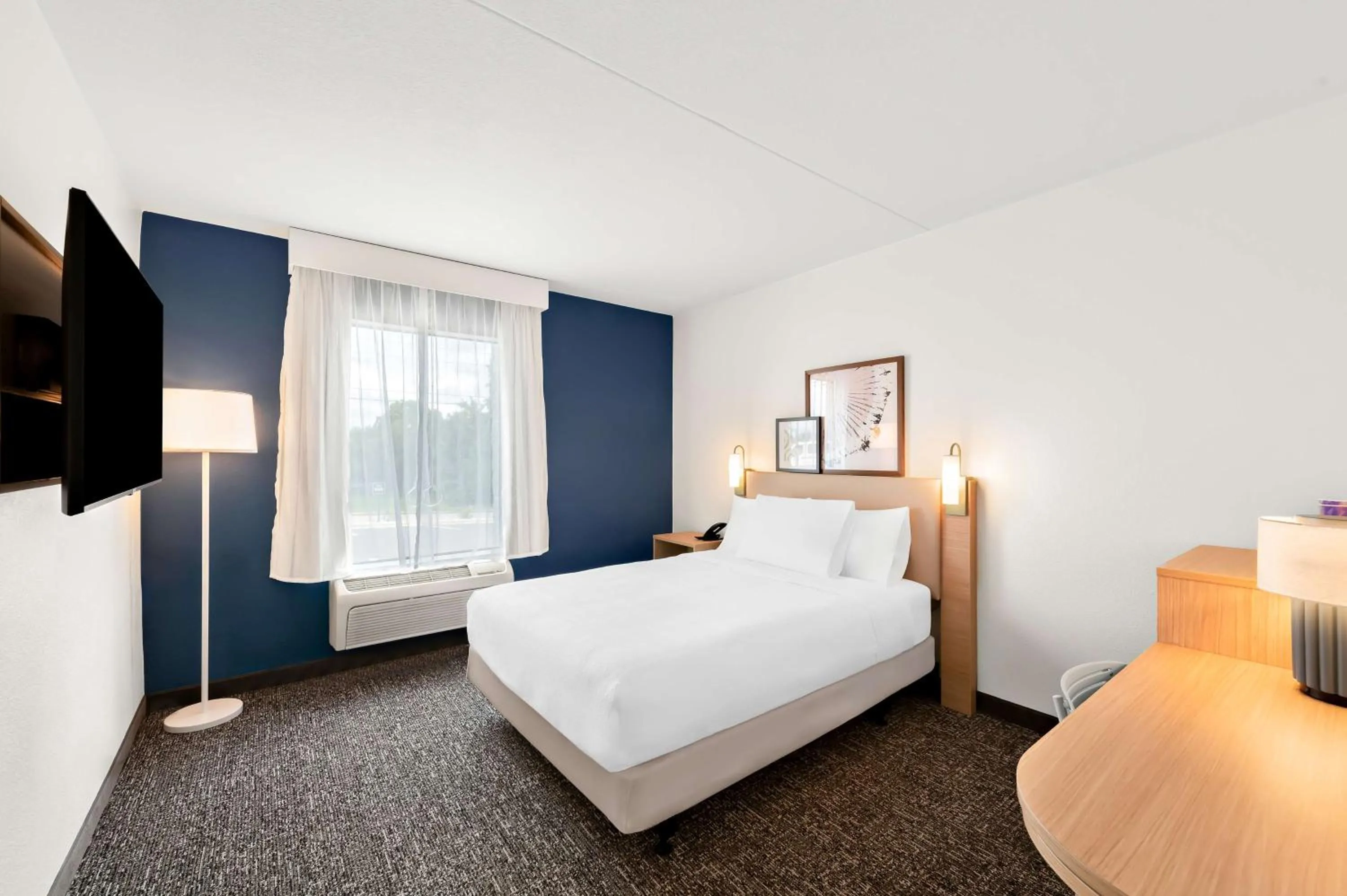 Bed in Spark By Hilton Branson Meadows