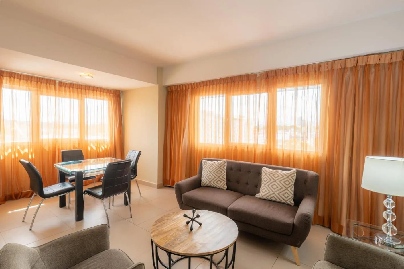 Living room in Hotel Faranda Express Soloy and Casino, a member of Radisson Individuals