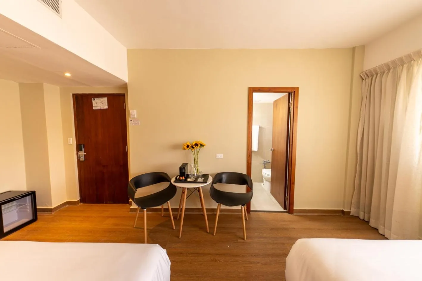 Seating area, Bed in Hotel Faranda Express Soloy and Casino, a member of Radisson Individuals