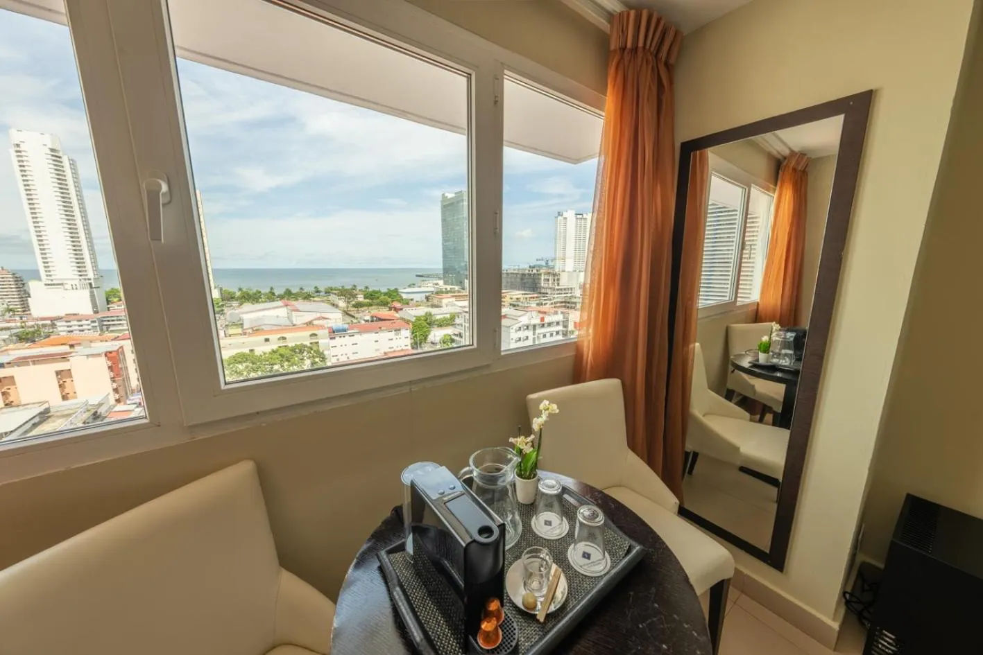 City view in Hotel Faranda Express Soloy and Casino, a member of Radisson Individuals