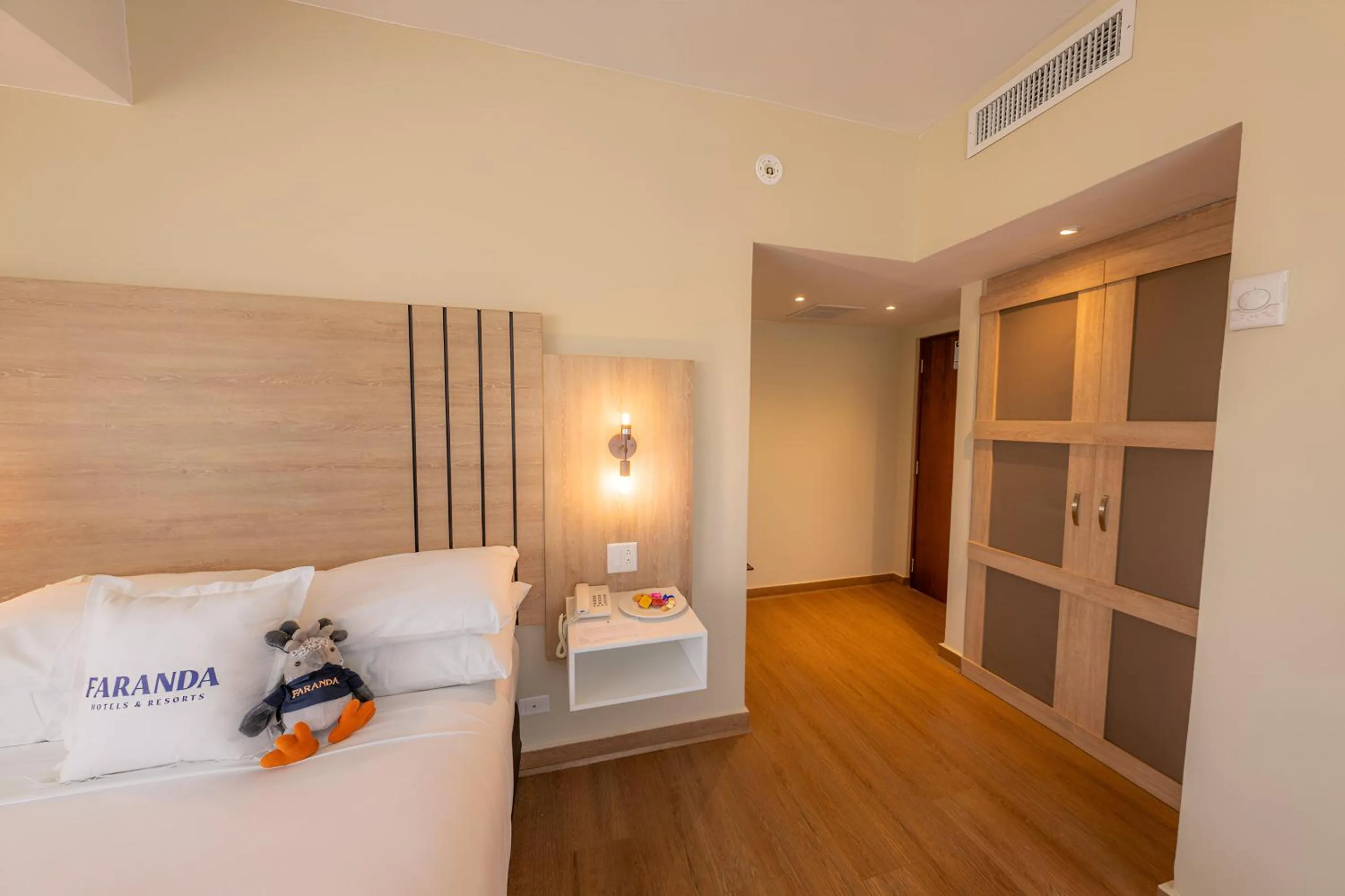 Bed in Hotel Faranda Express Soloy and Casino, a member of Radisson Individuals