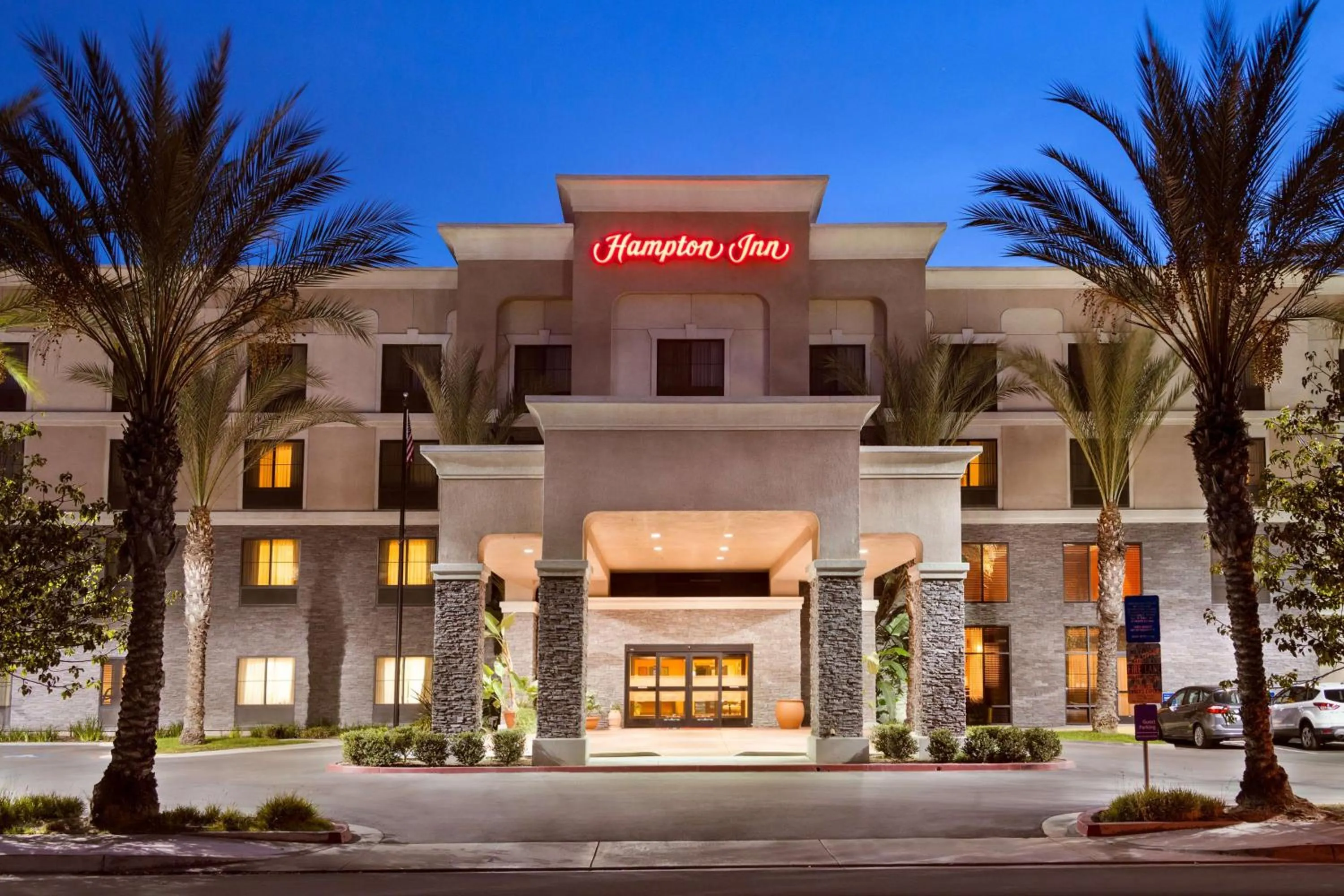 Property building in Hampton Inn Los Angeles Orange County Cypress