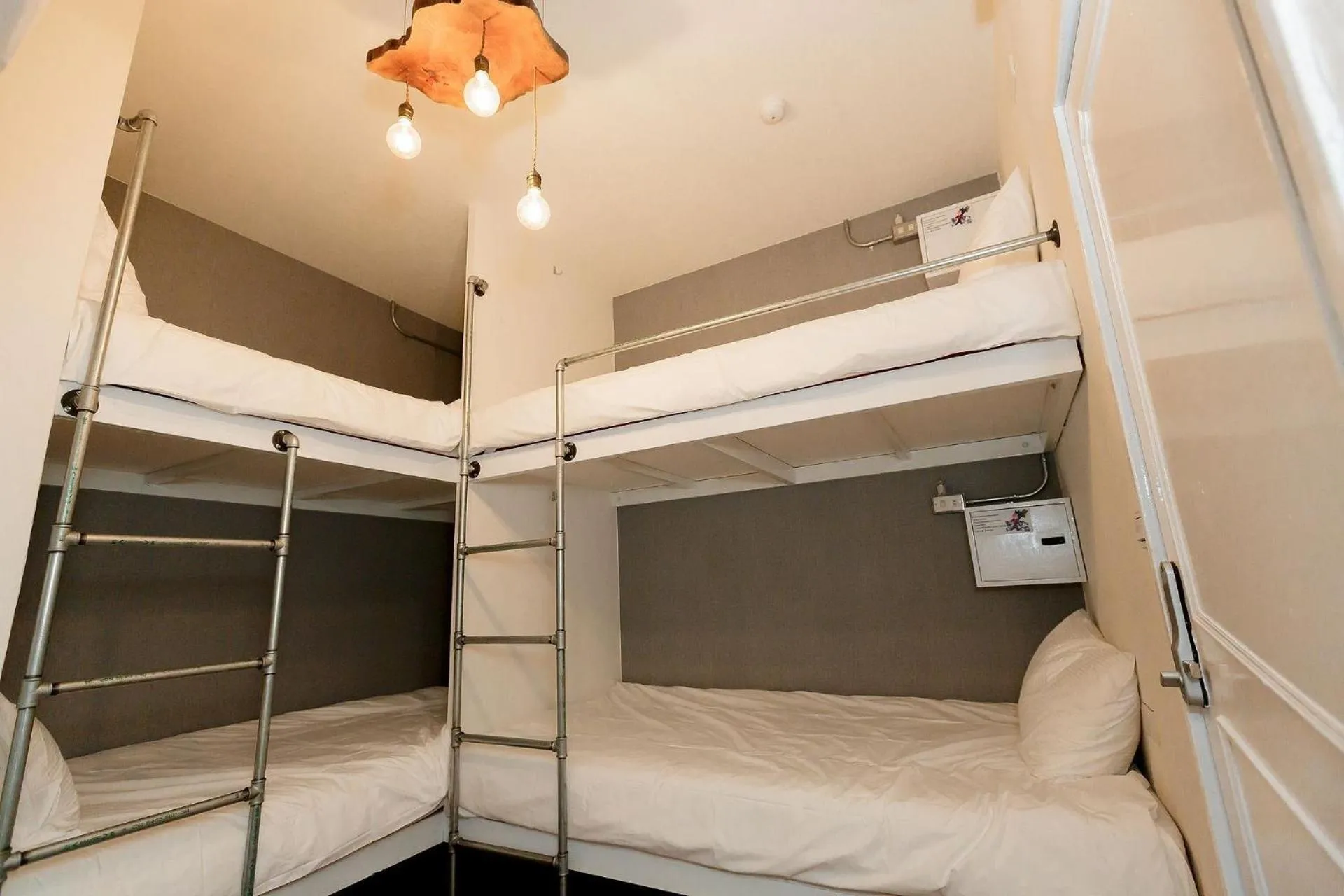 Bed in May Rooms Taipei NTU