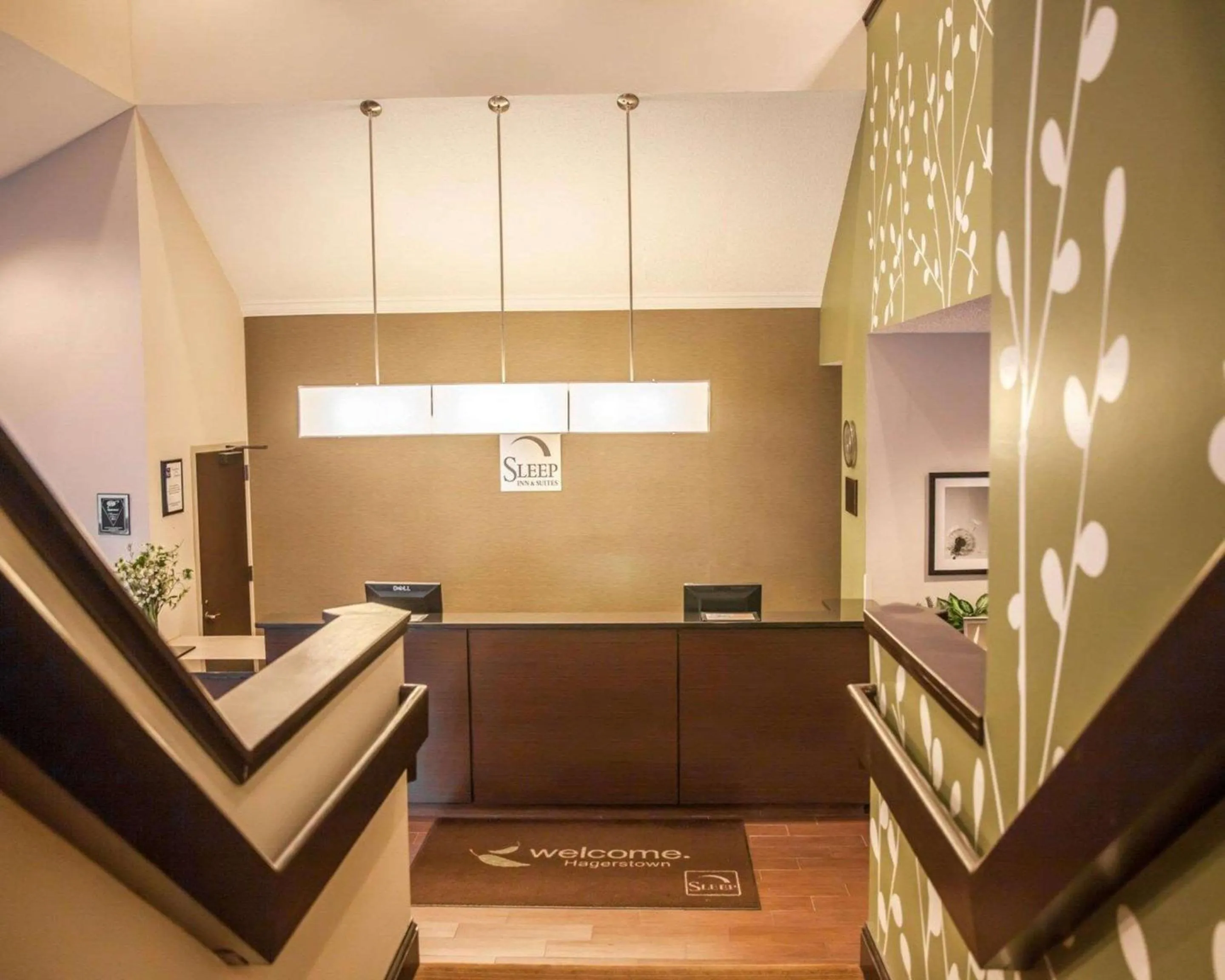 Lobby or reception in Sleep Inn & Suites Hagerstown