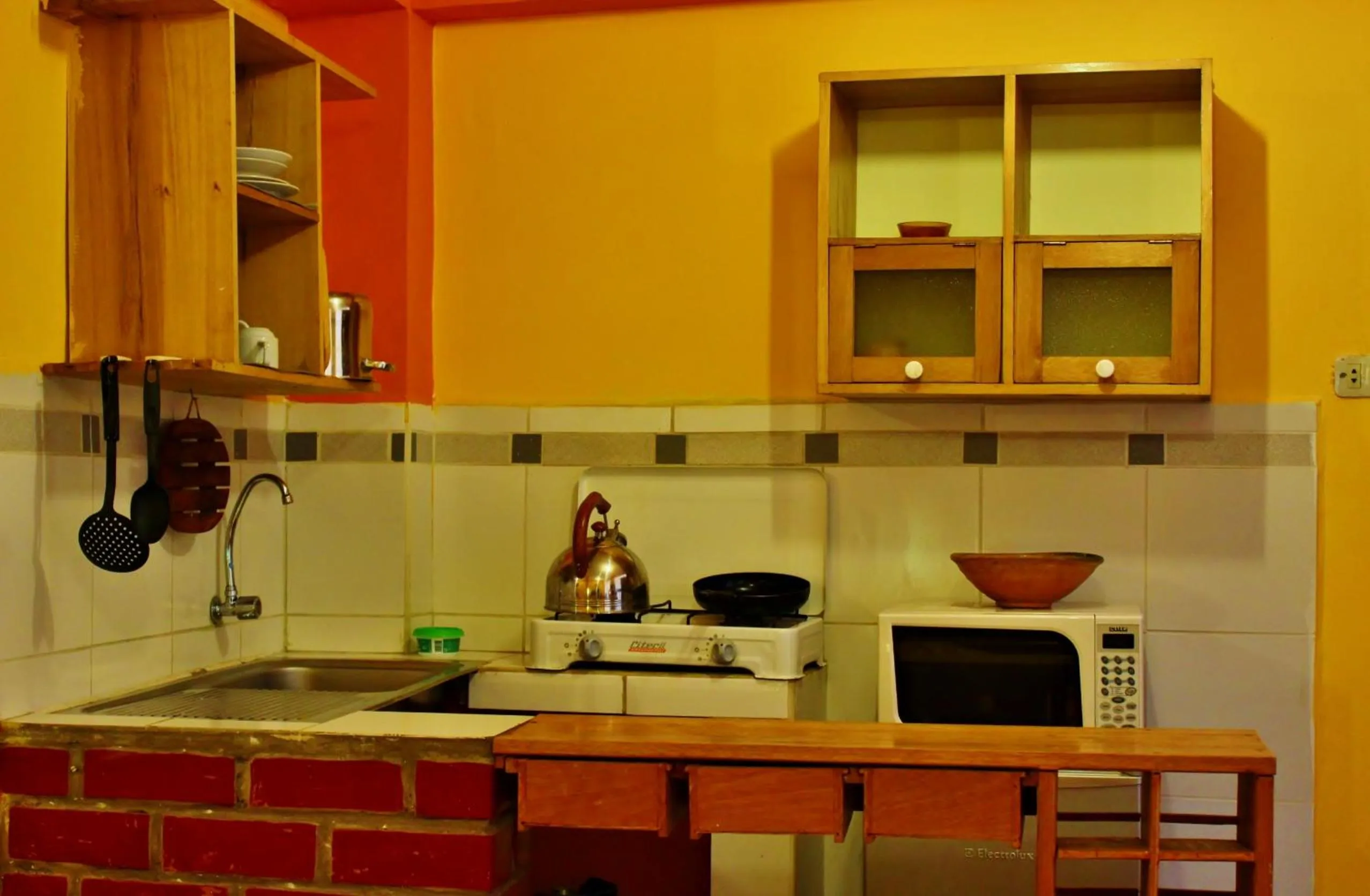 Kitchen or kitchenette in Casa De Mama Cusco - The Treehouse