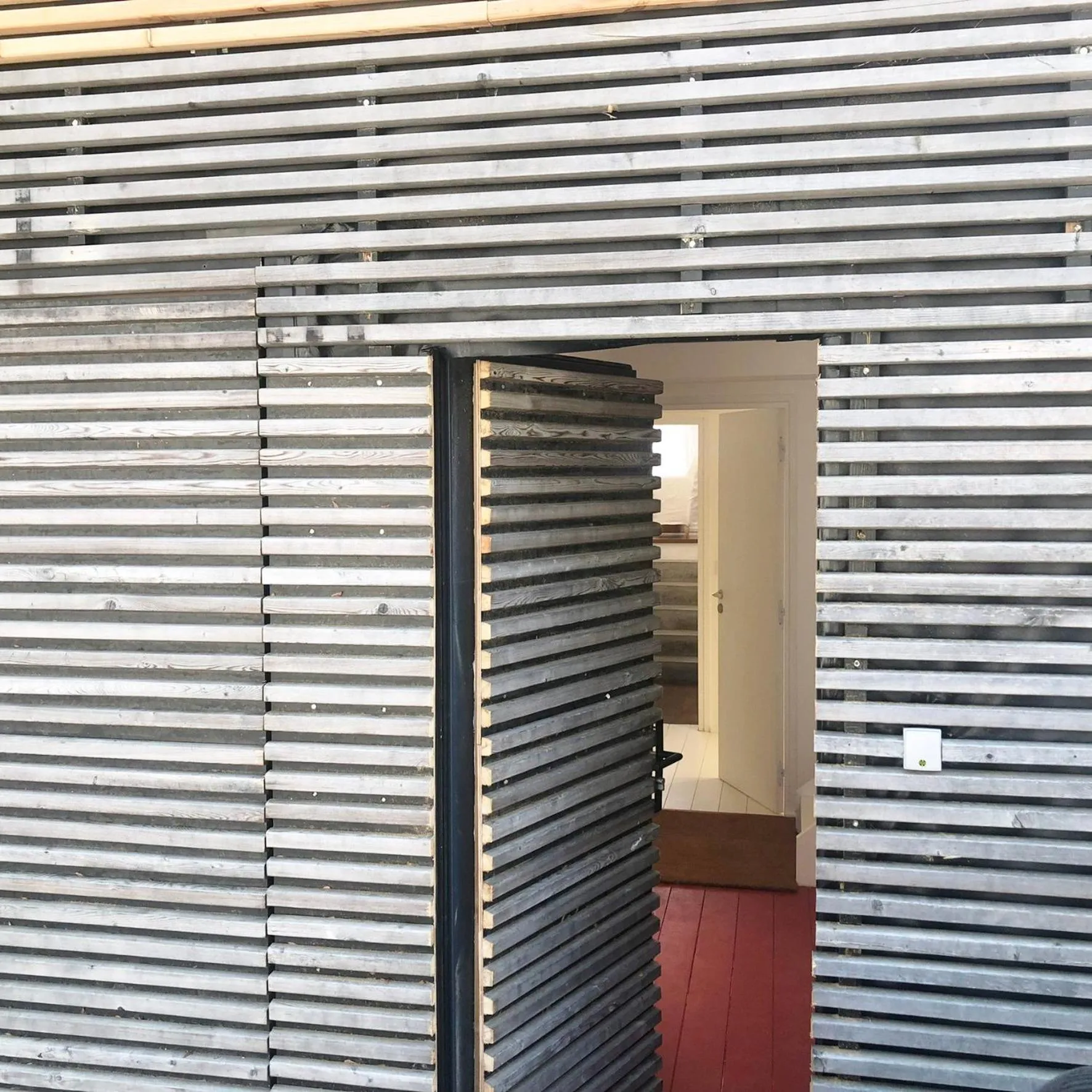 Facade/entrance in Denis & Virginie - château à pied - parking gratuit