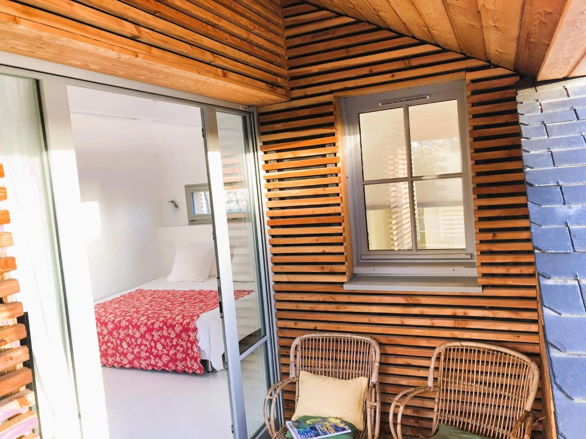 Bed in Denis & Virginie - château à pied - parking gratuit