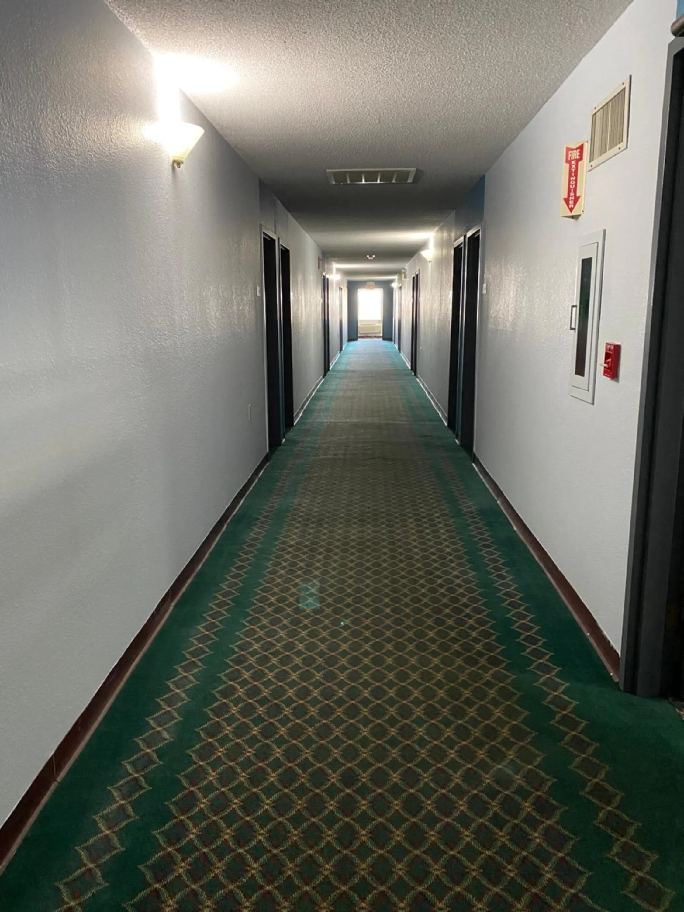 Days Inn by Wyndham Perryville MO