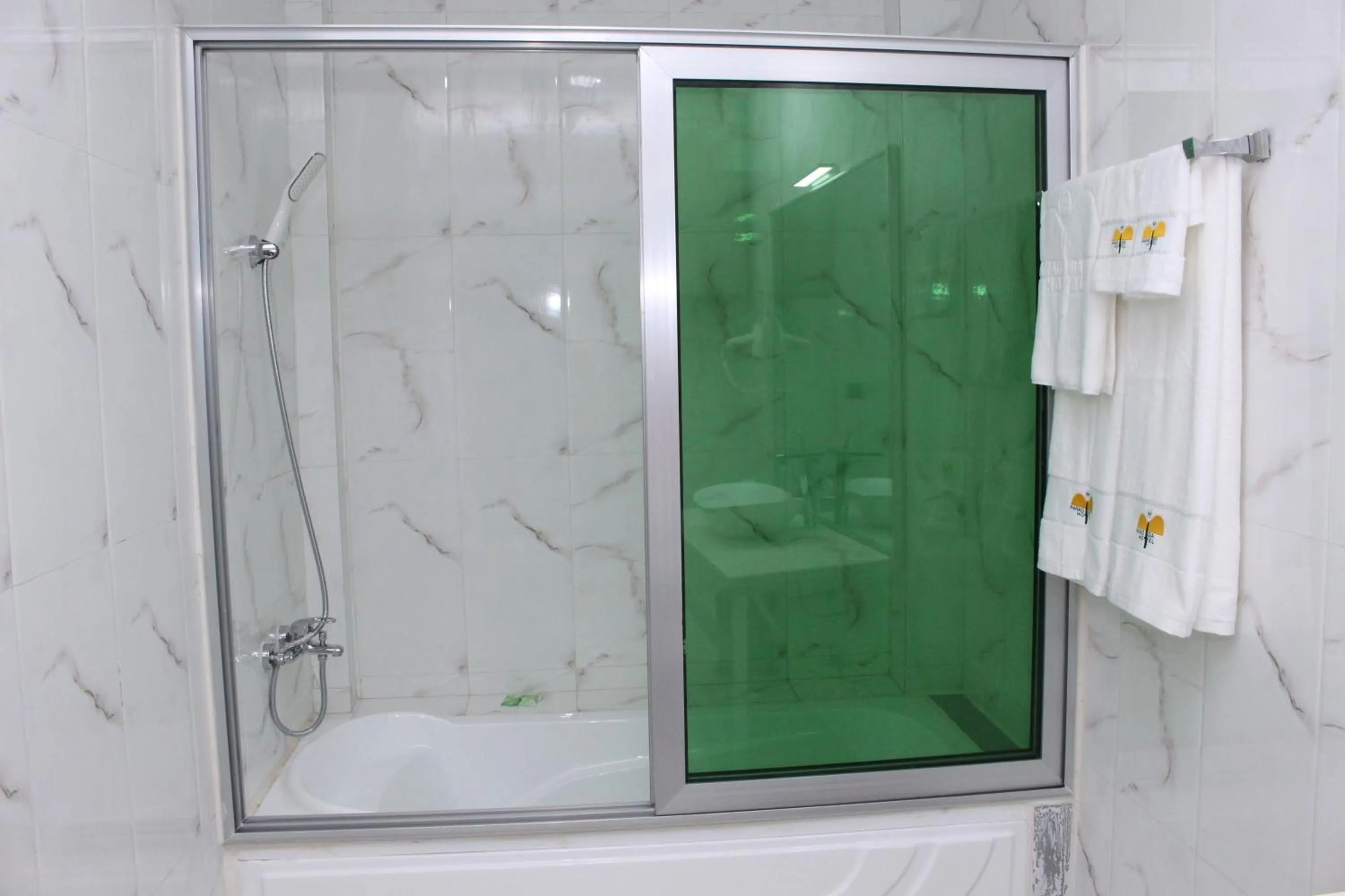 Bathroom in Paradisia Hotel