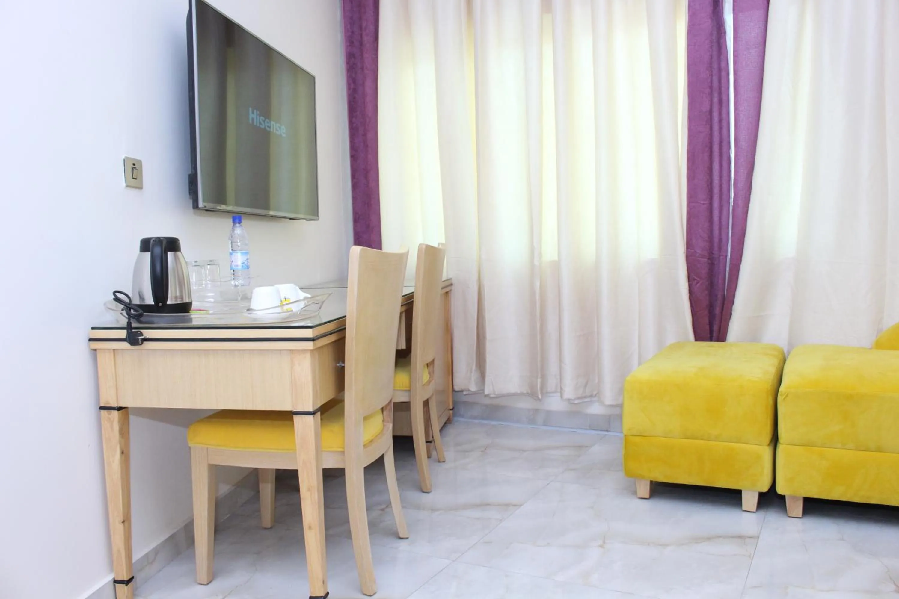 Living room in Paradisia Hotel