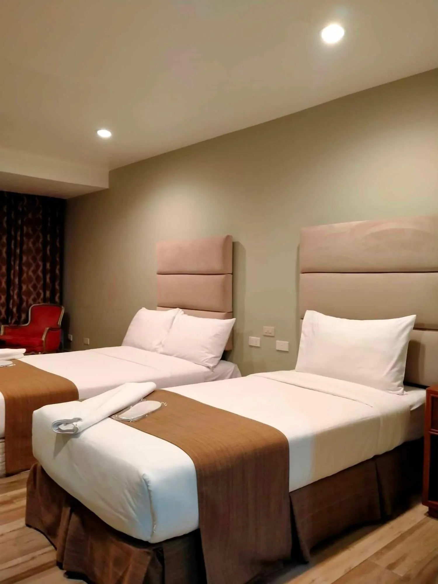 Bed in Skyland Garden Hotel and Resort