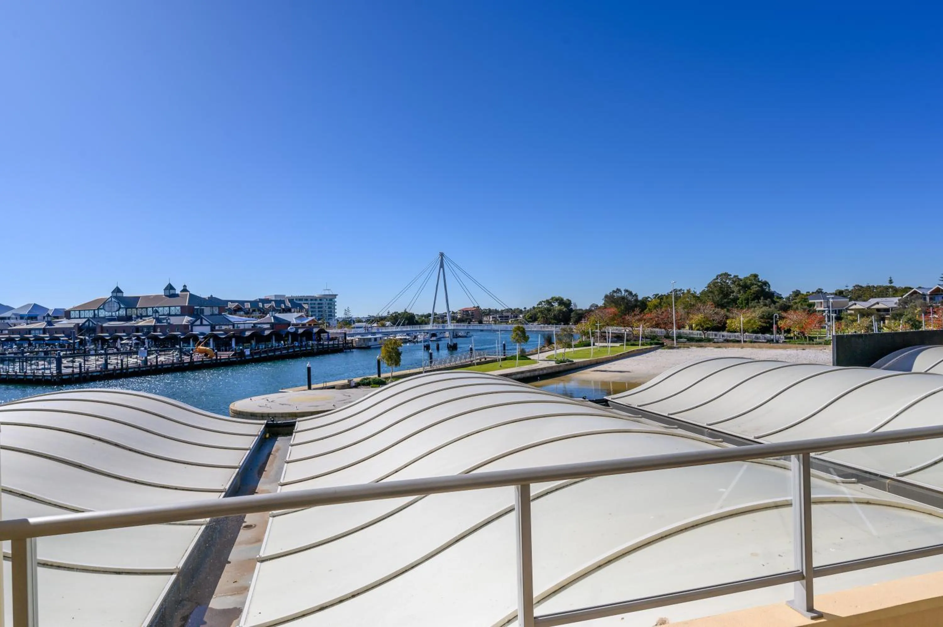 Lake view in Dolphin Quay Apartments