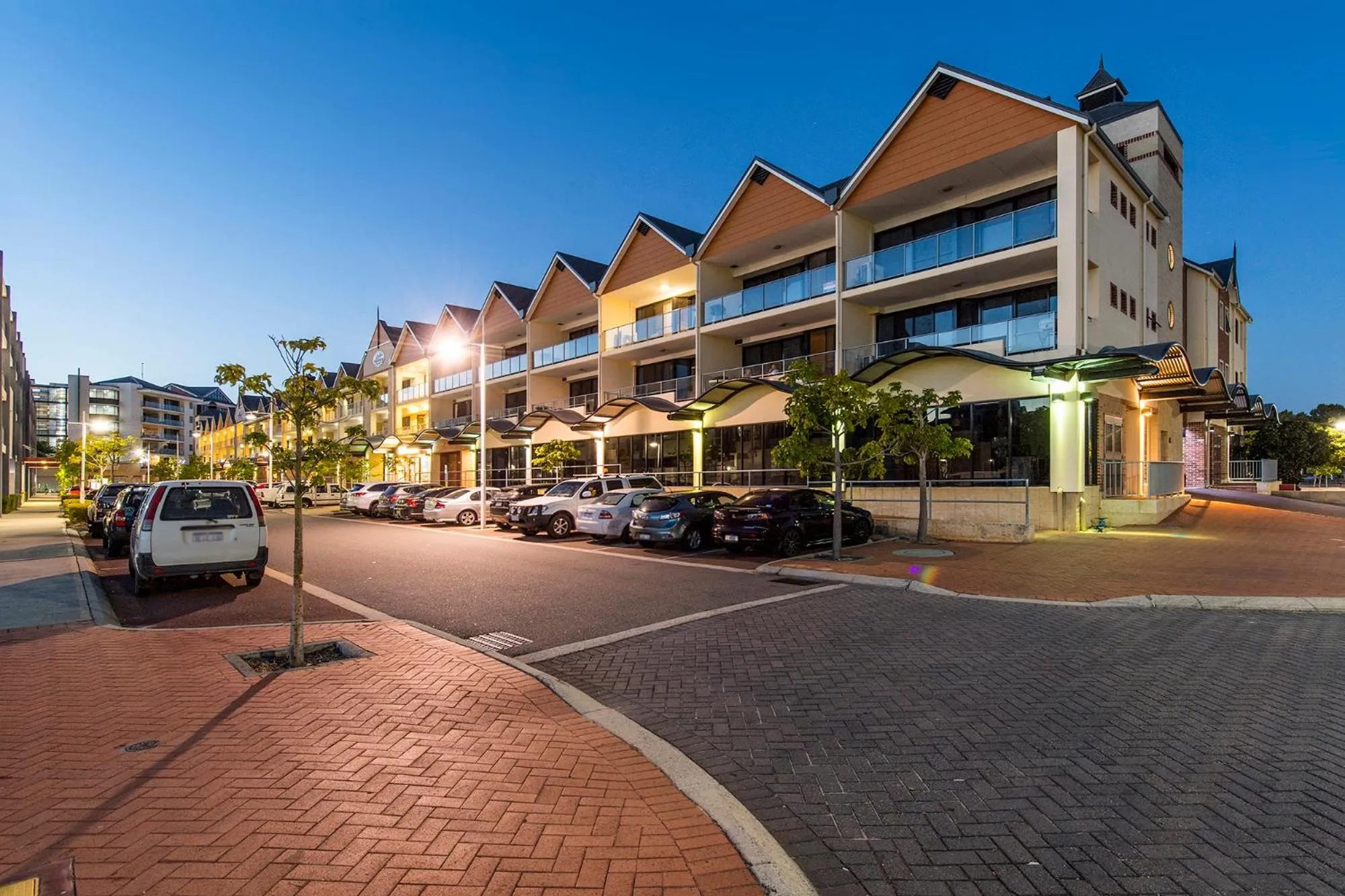 Facade/entrance in Dolphin Quay Apartments