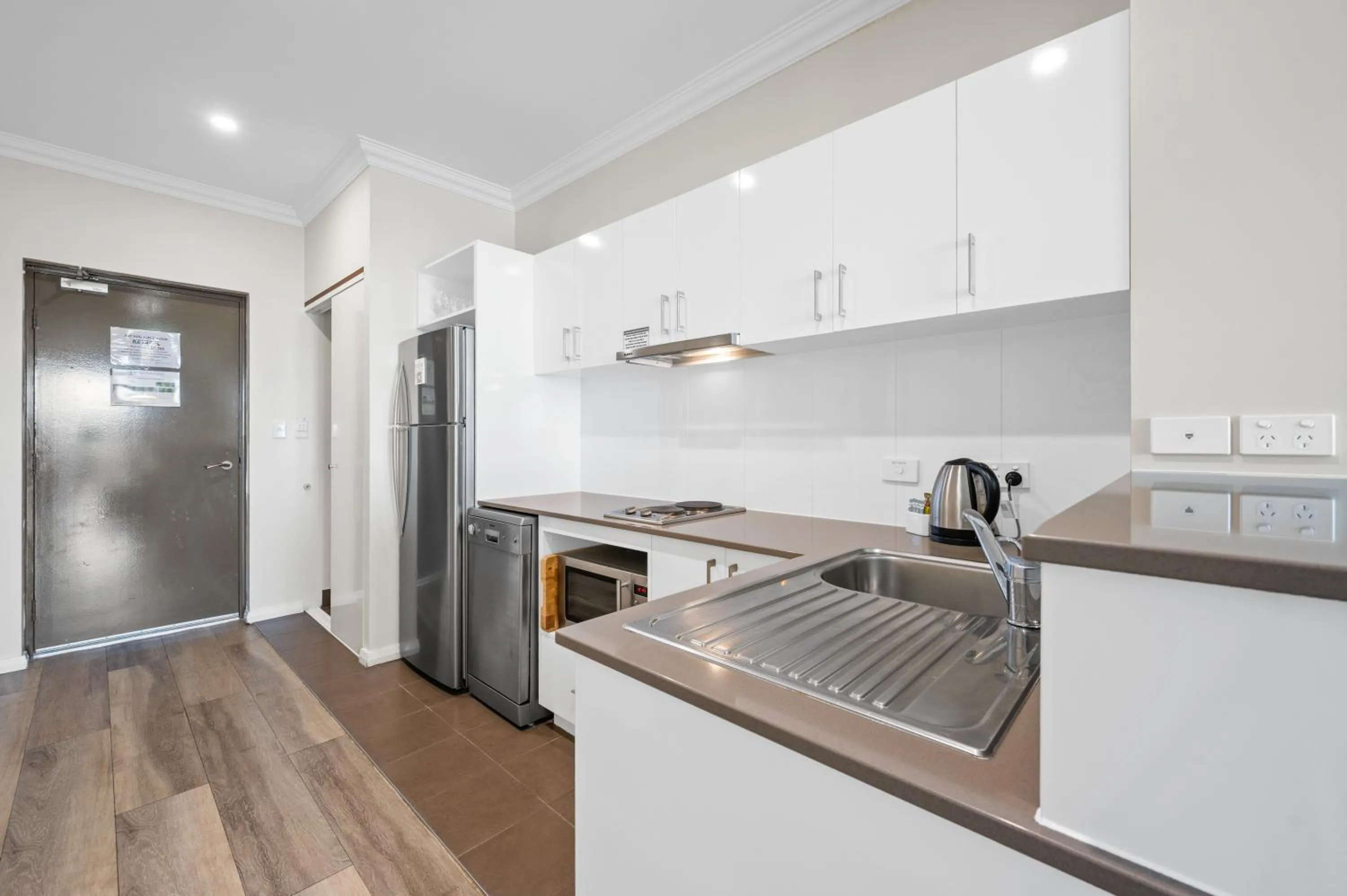 Kitchen or kitchenette in Dolphin Quay Apartments