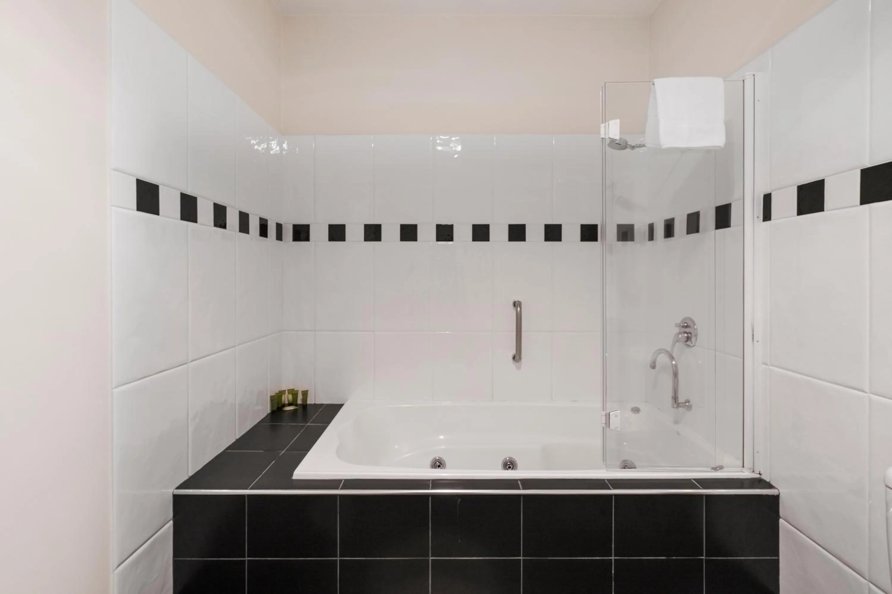 Shower in Graham Apartments