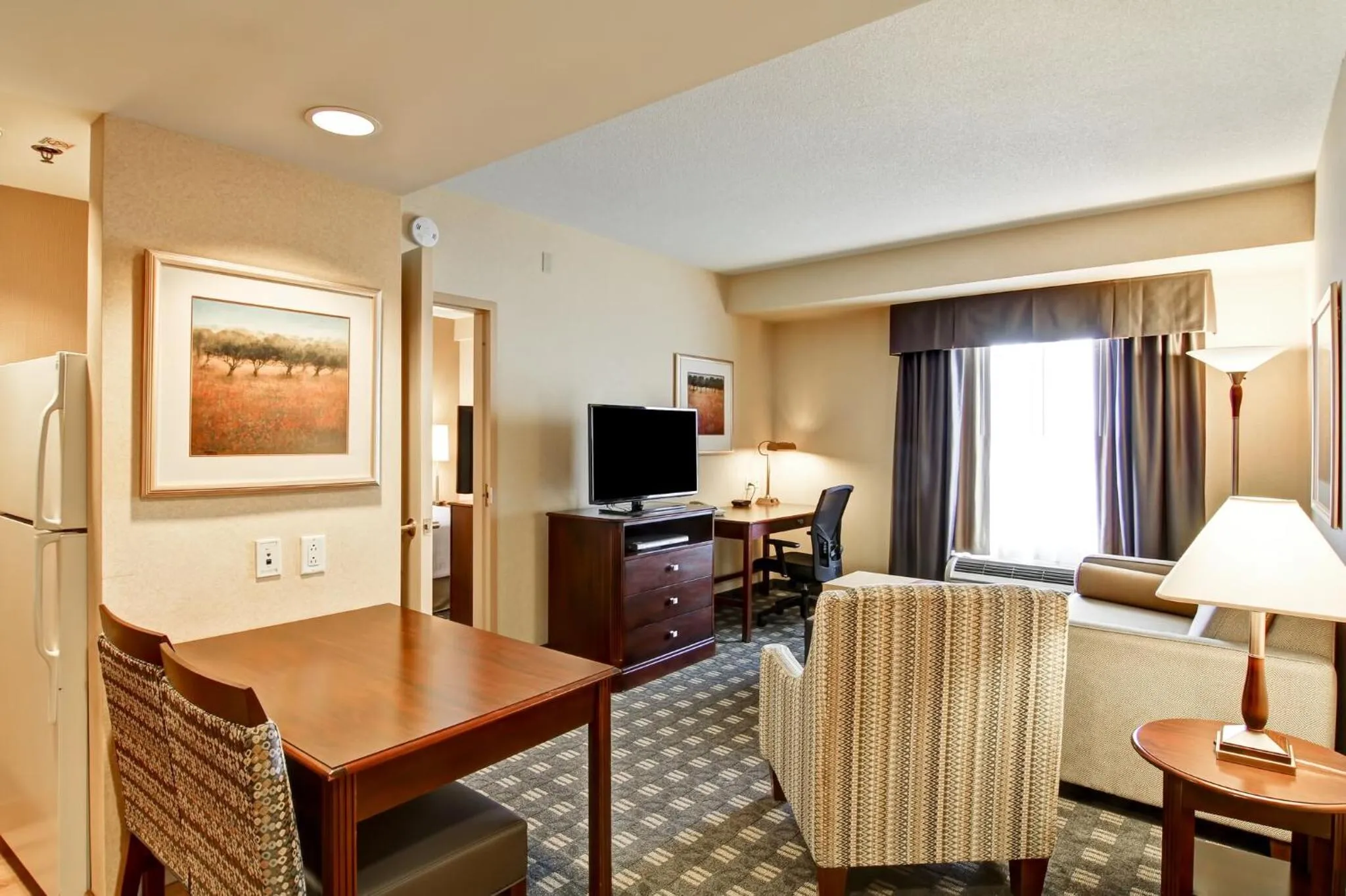 Living room in Homewood Suites by Hilton Toronto Mississauga