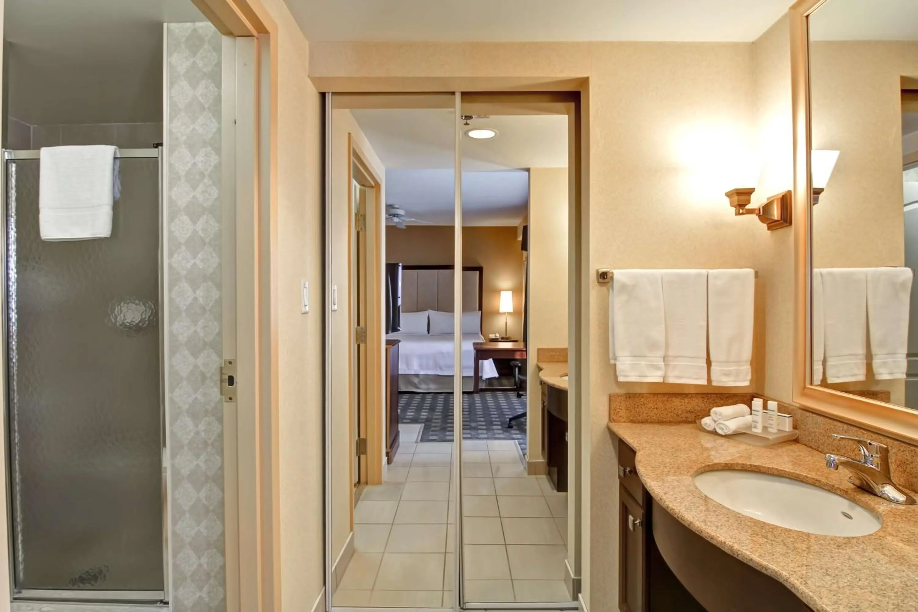 Bathroom in Homewood Suites by Hilton Toronto Mississauga