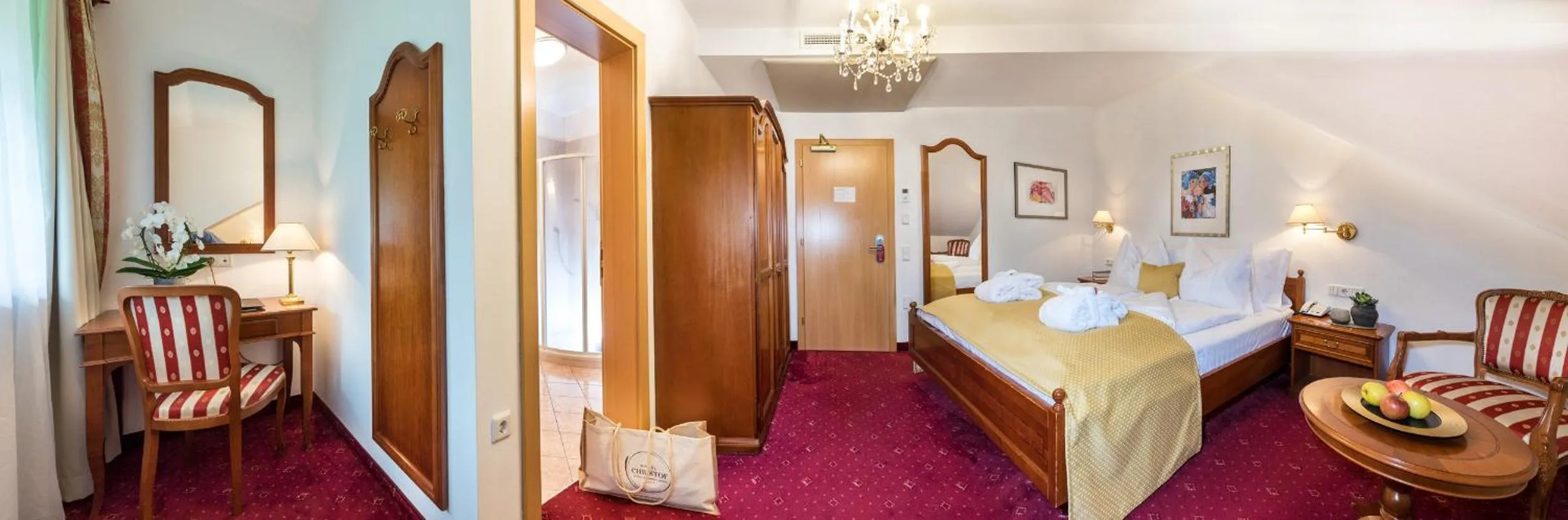 Decorative detail, Bed in Hotel Christof