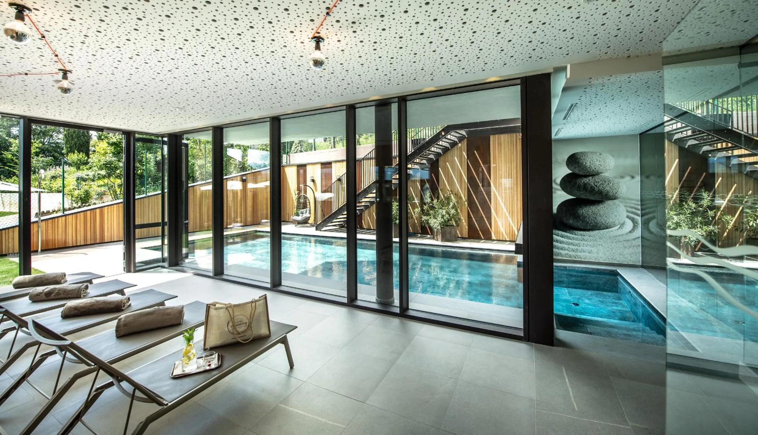 Swimming pool in Hotel Christof