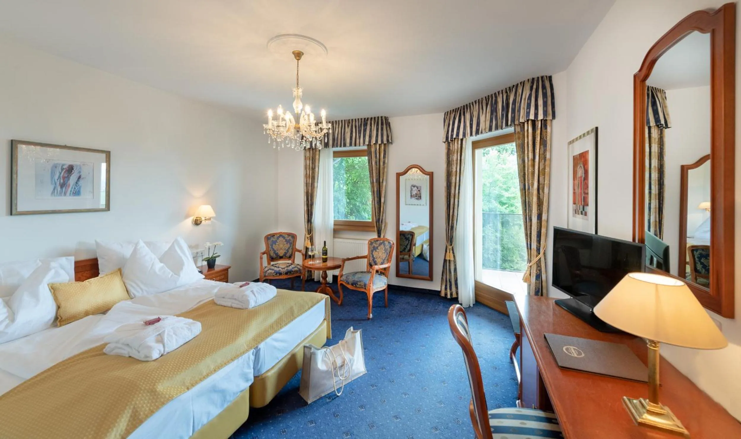 Bedroom, Bed in Hotel Christof