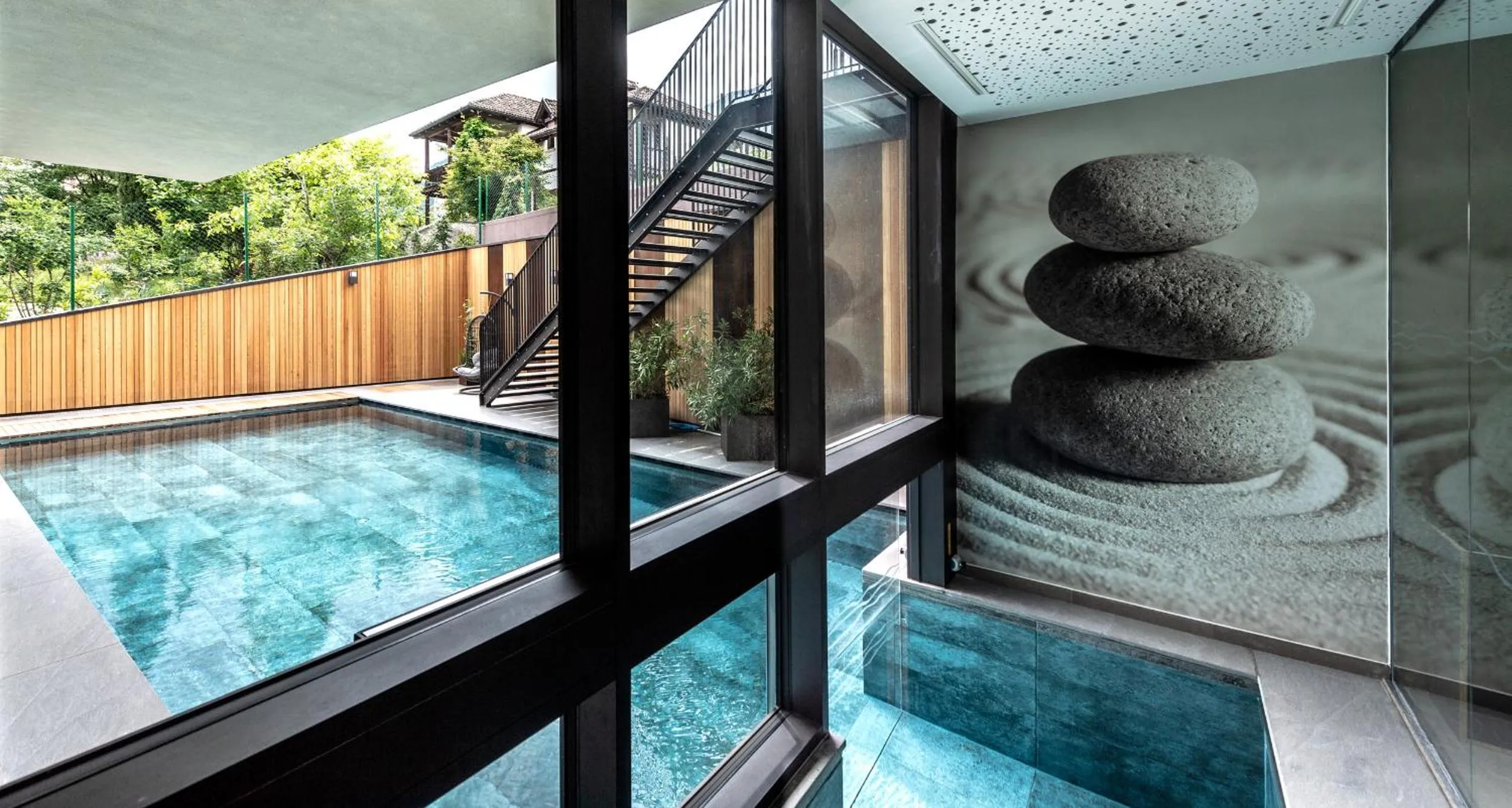 Swimming pool in Hotel Christof