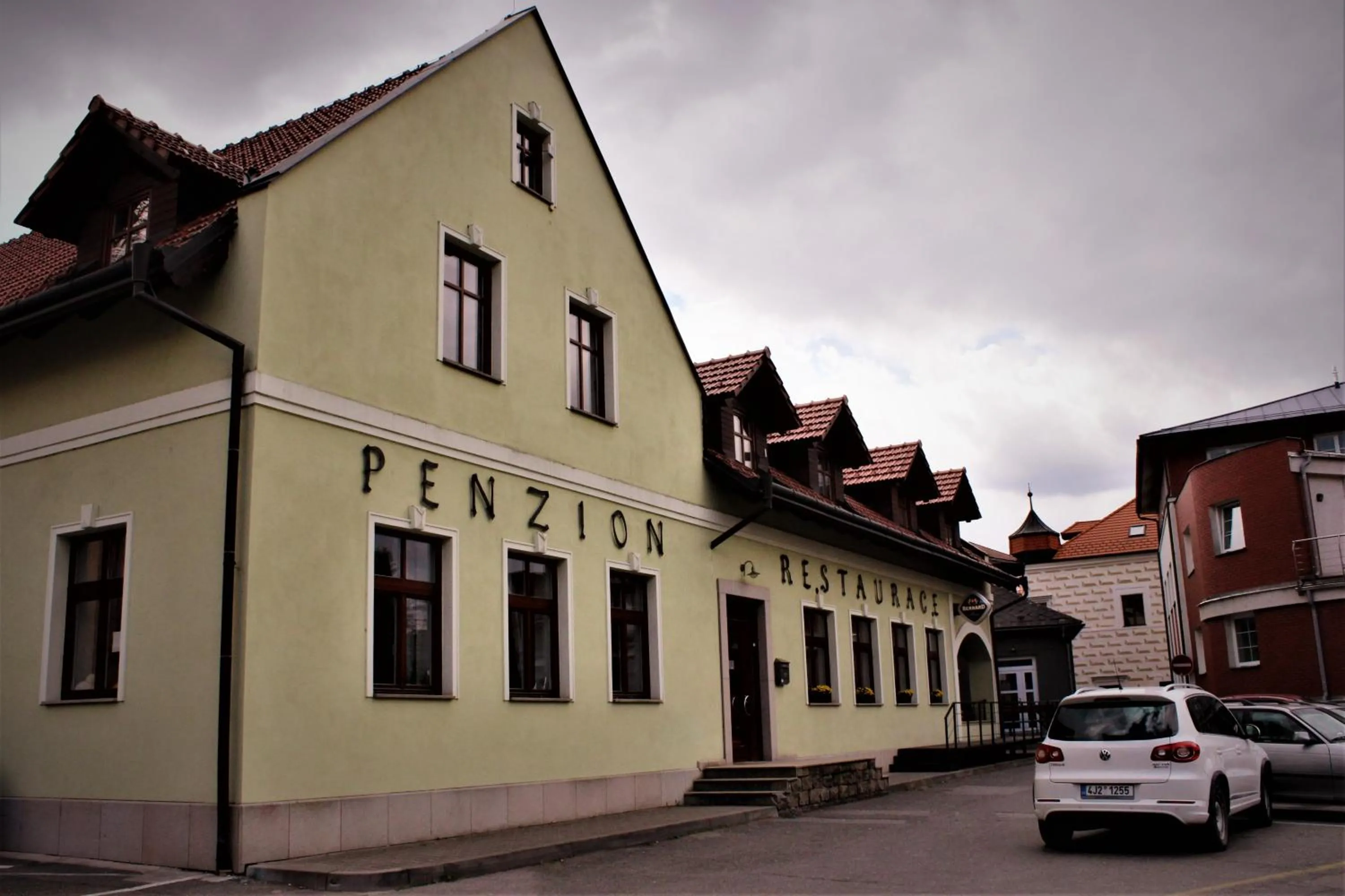 Penzion a restaurace U ŘEKY