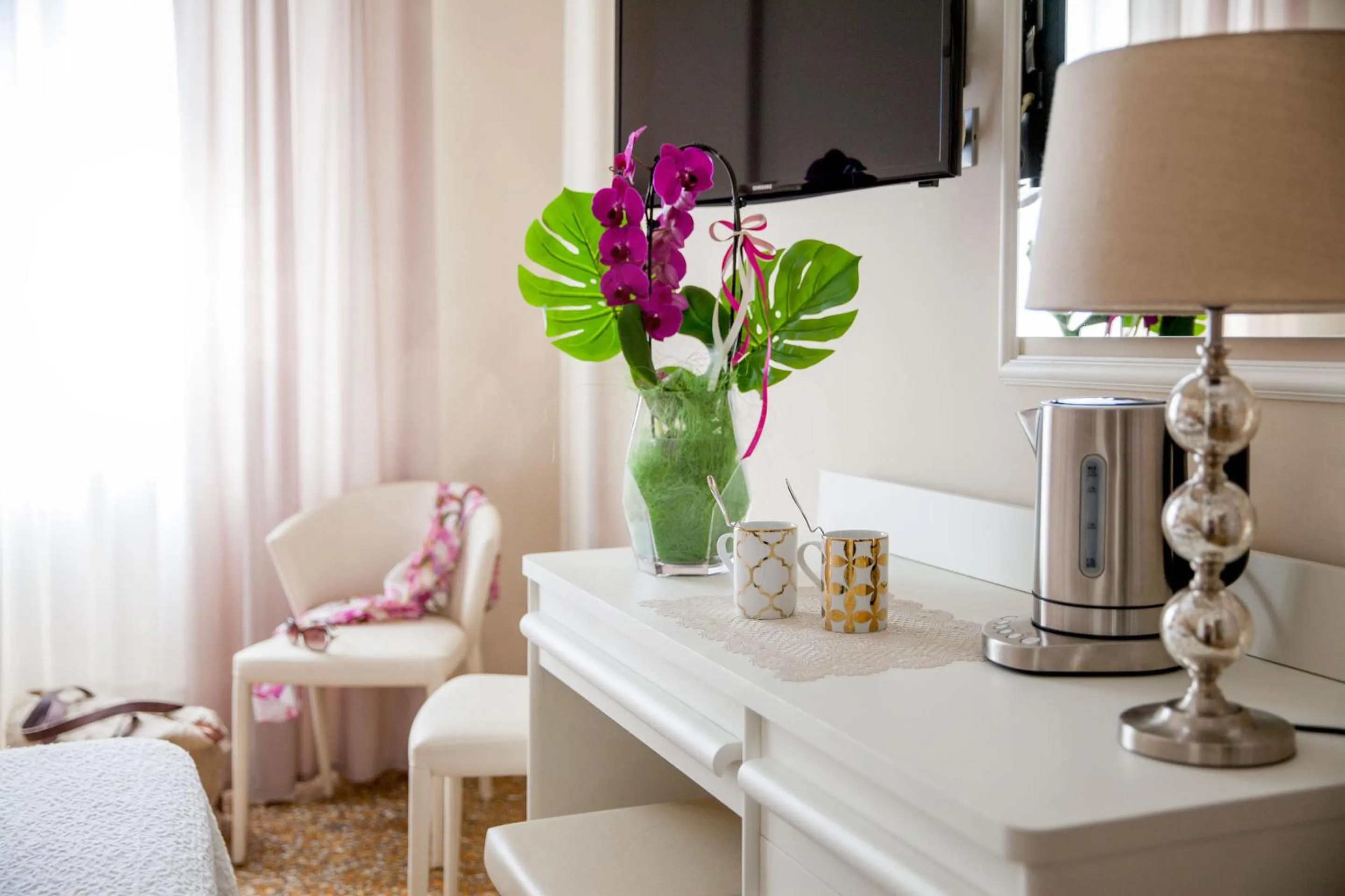 Decorative detail in Hotel Mediterraneo