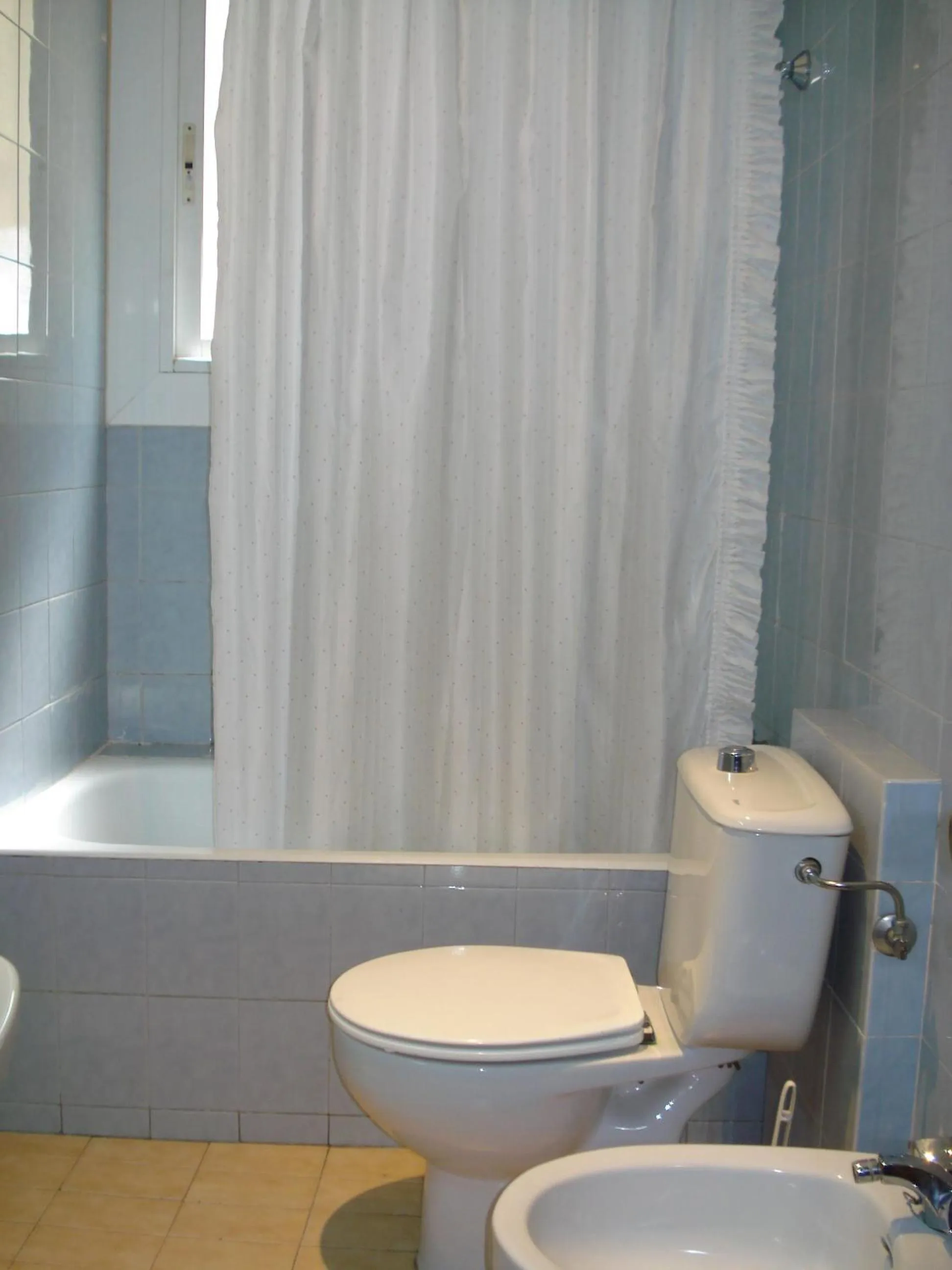 Bathroom in Hostel Central Zaragoza