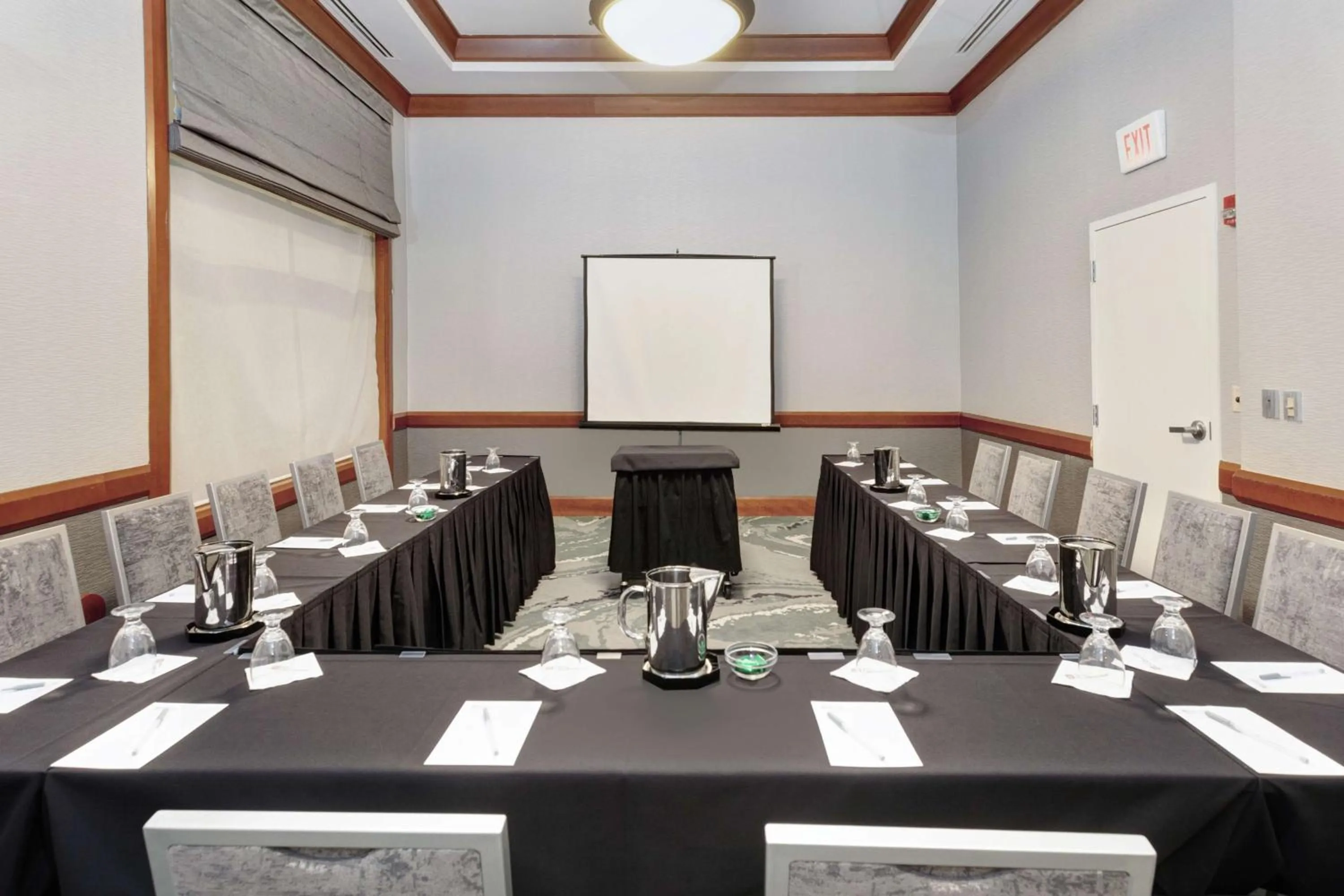 Meeting/conference room in Hilton Garden Inn Evanston
