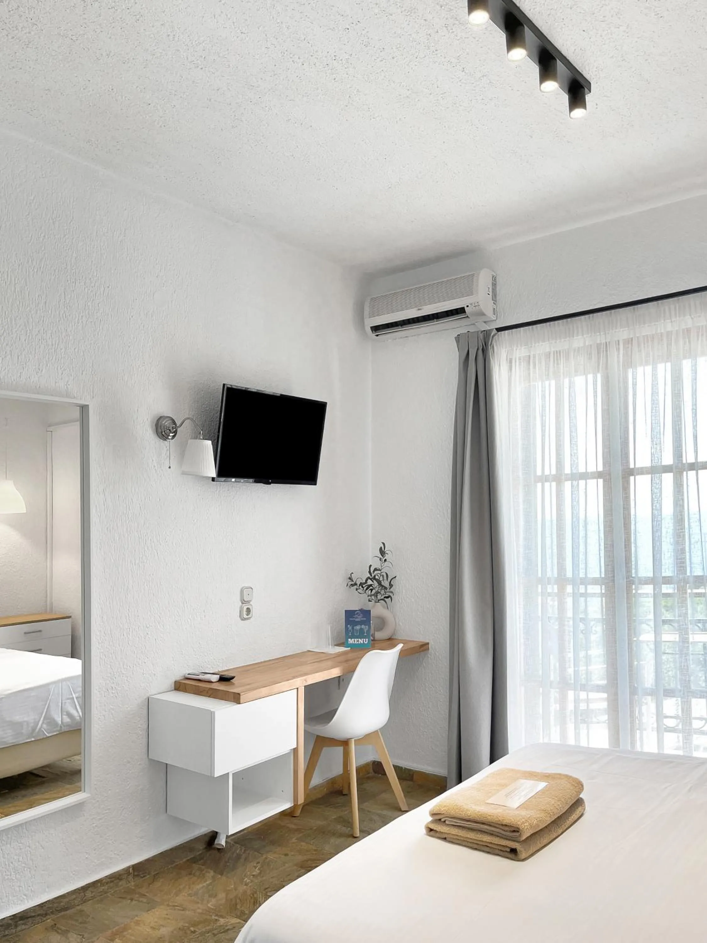 Bed in Panormos Beach Hotel Skopelos