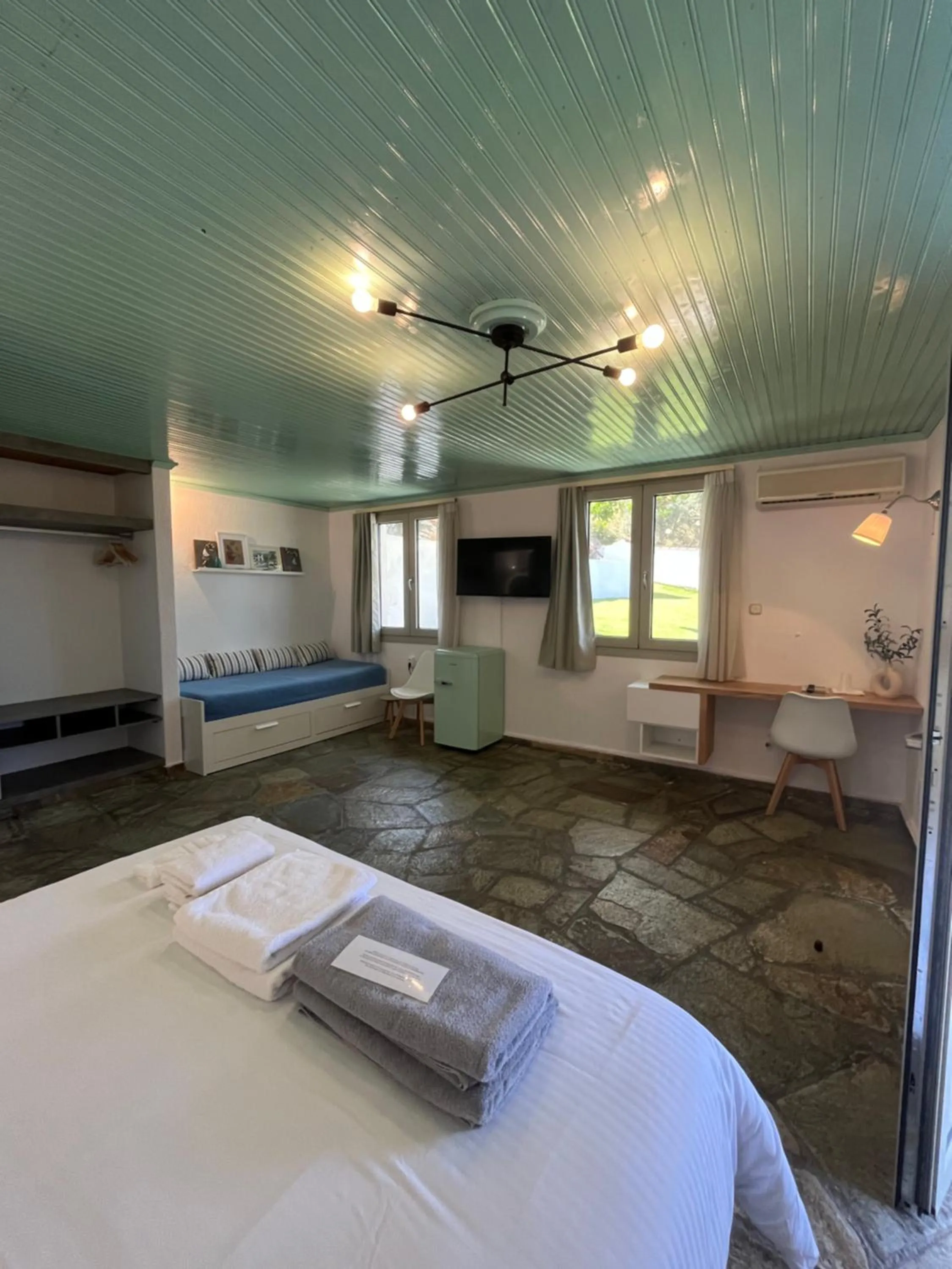 Bed in Panormos Beach Hotel Skopelos