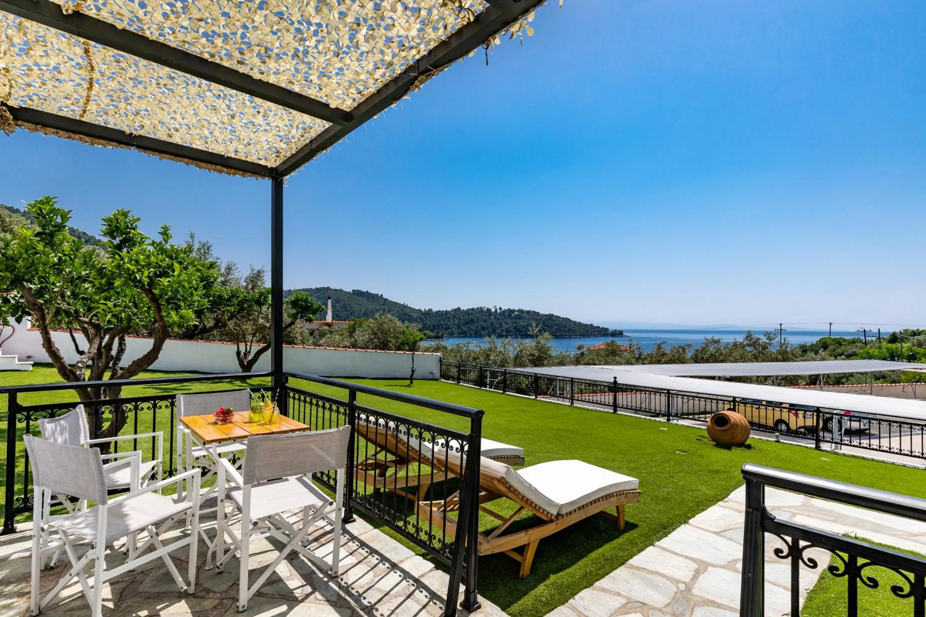 Patio in Panormos Beach Hotel Skopelos