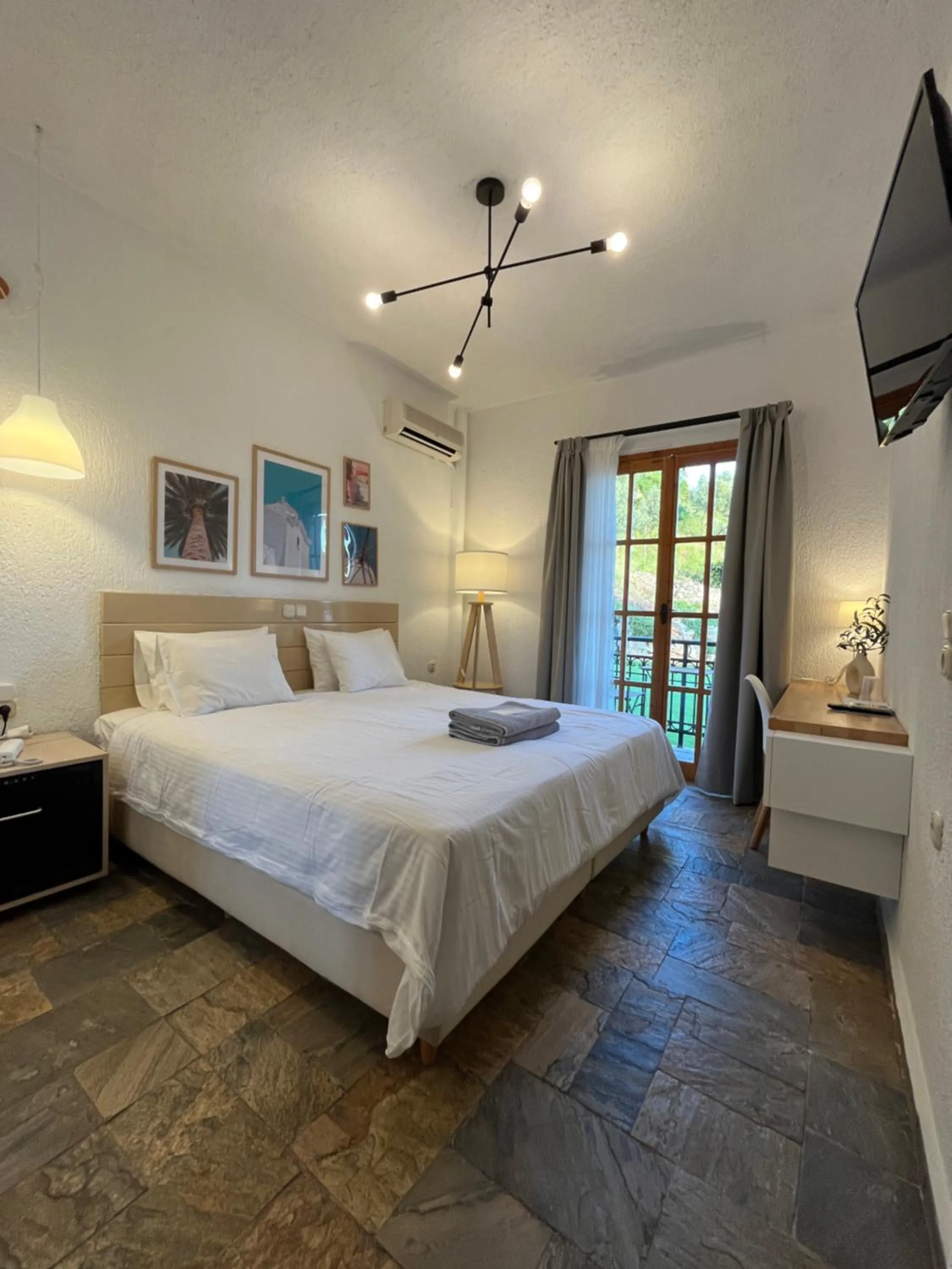 Bed in Panormos Beach Hotel Skopelos