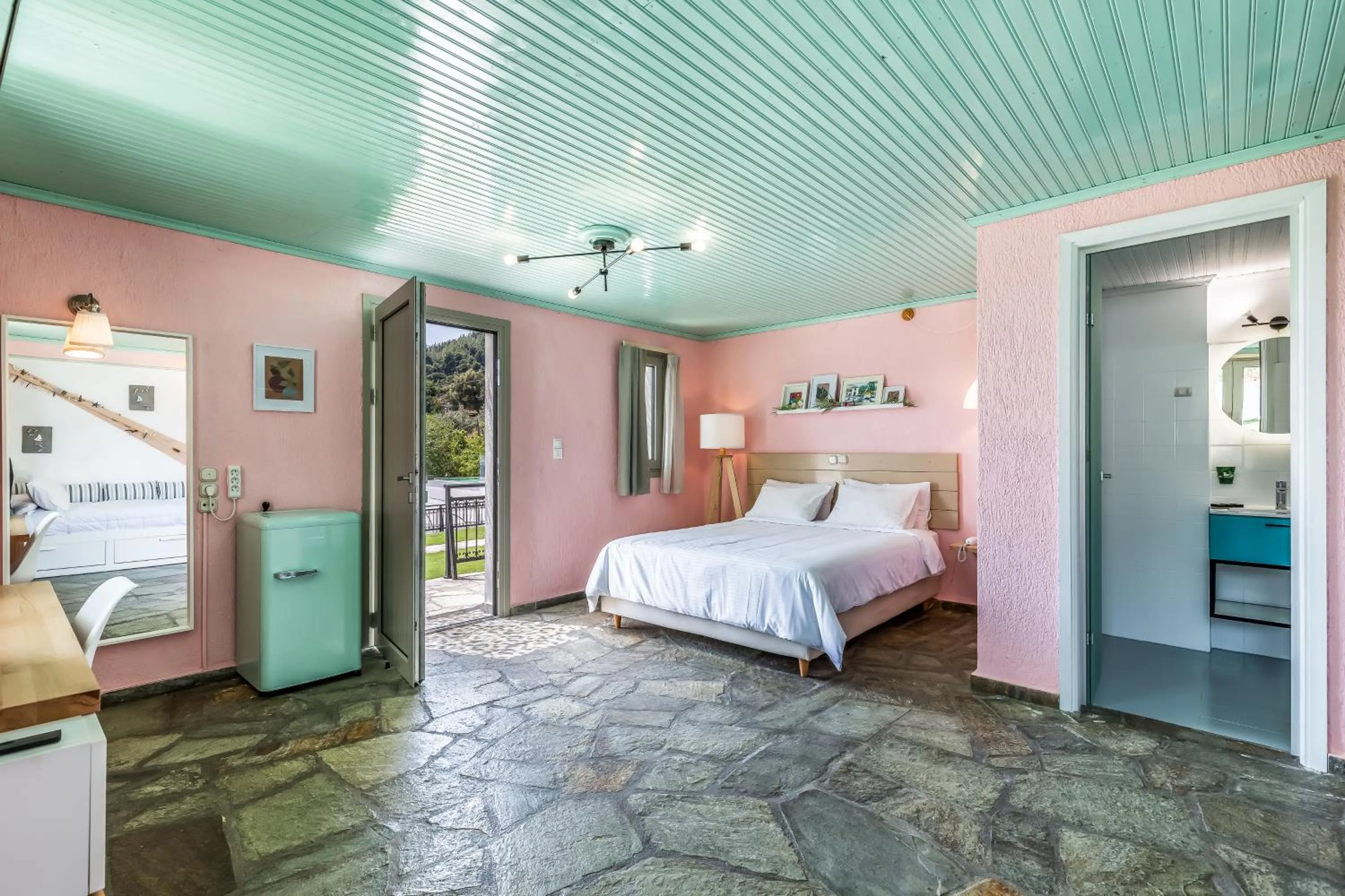 Bed in Panormos Beach Hotel Skopelos