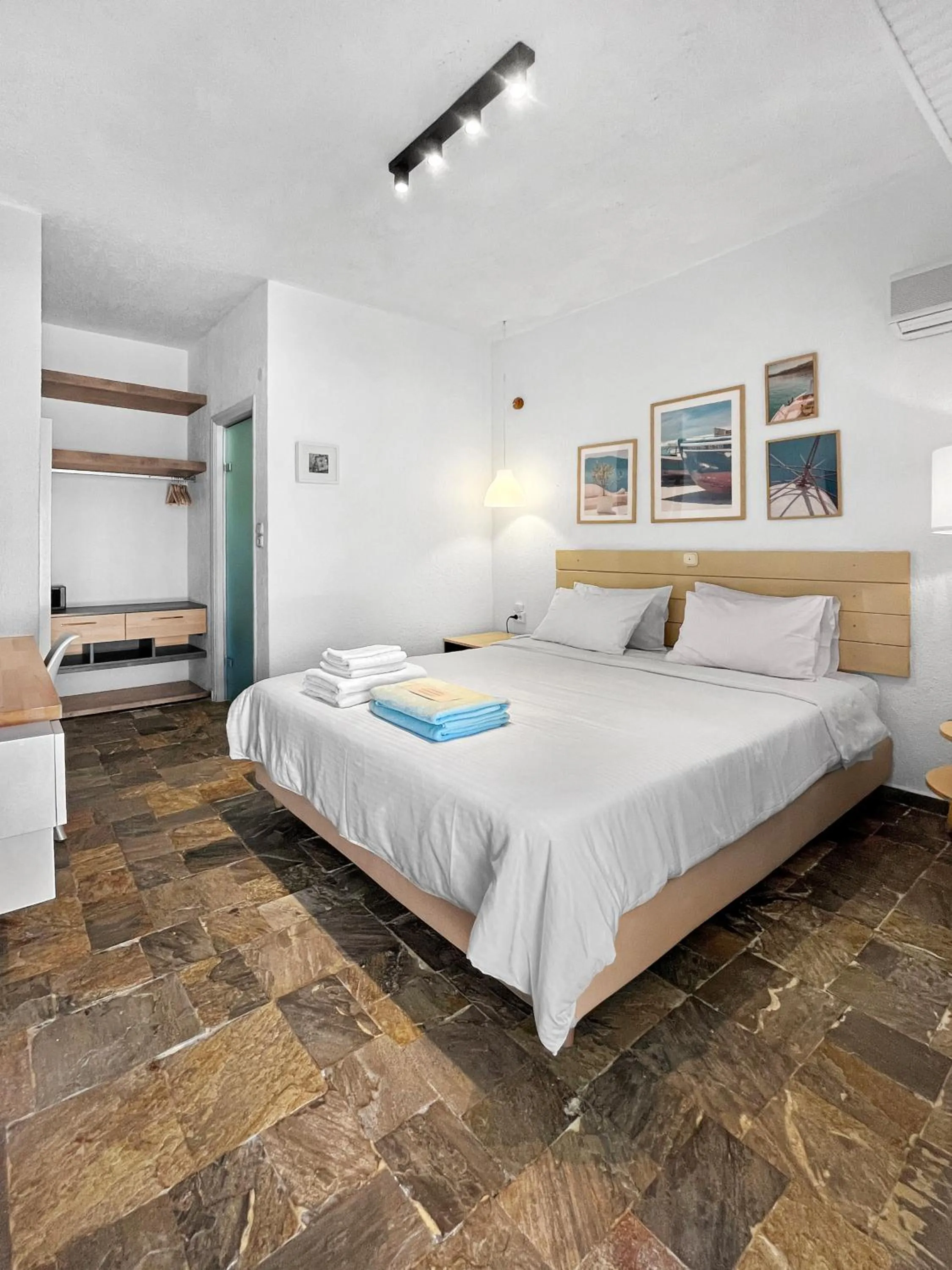 Bed in Panormos Beach Hotel Skopelos