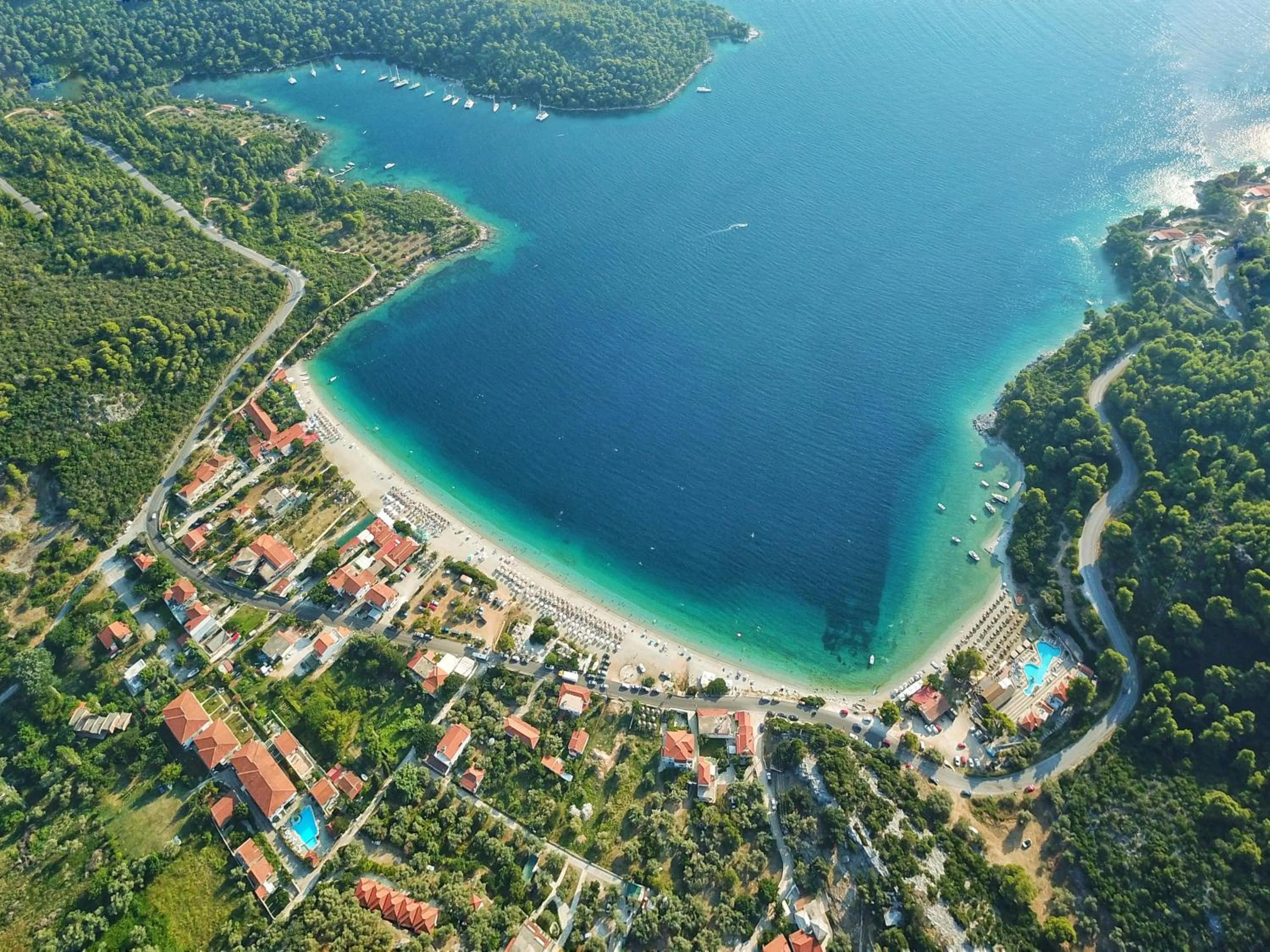 Property building in Panormos Beach Hotel Skopelos