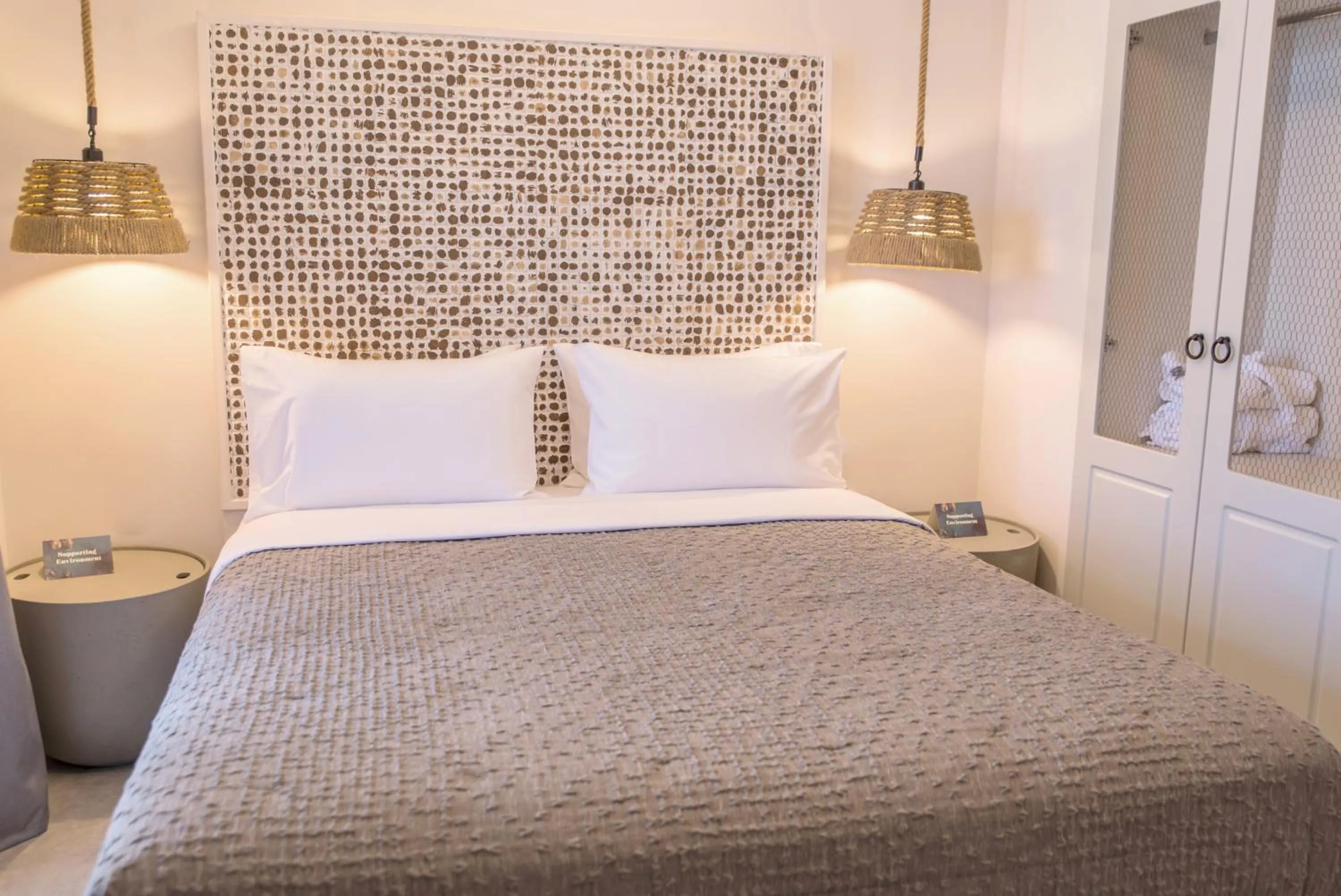 Bed in Crystal Waters