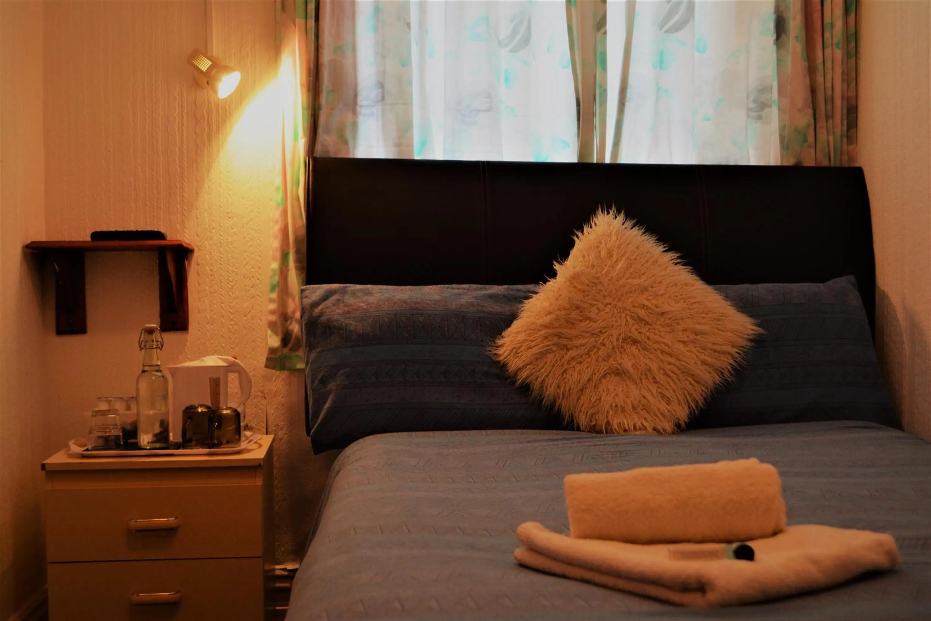 Bed in The Woodland Hotel