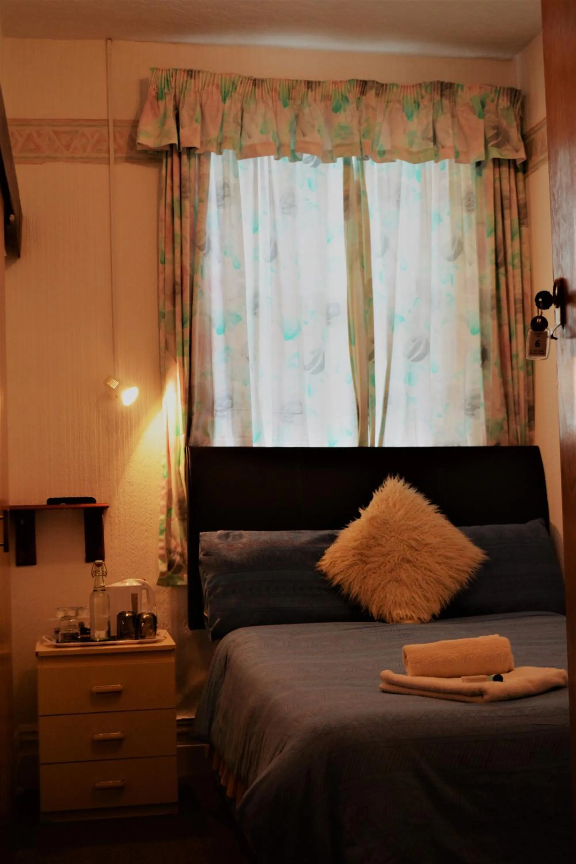 Bed in The Woodland Hotel