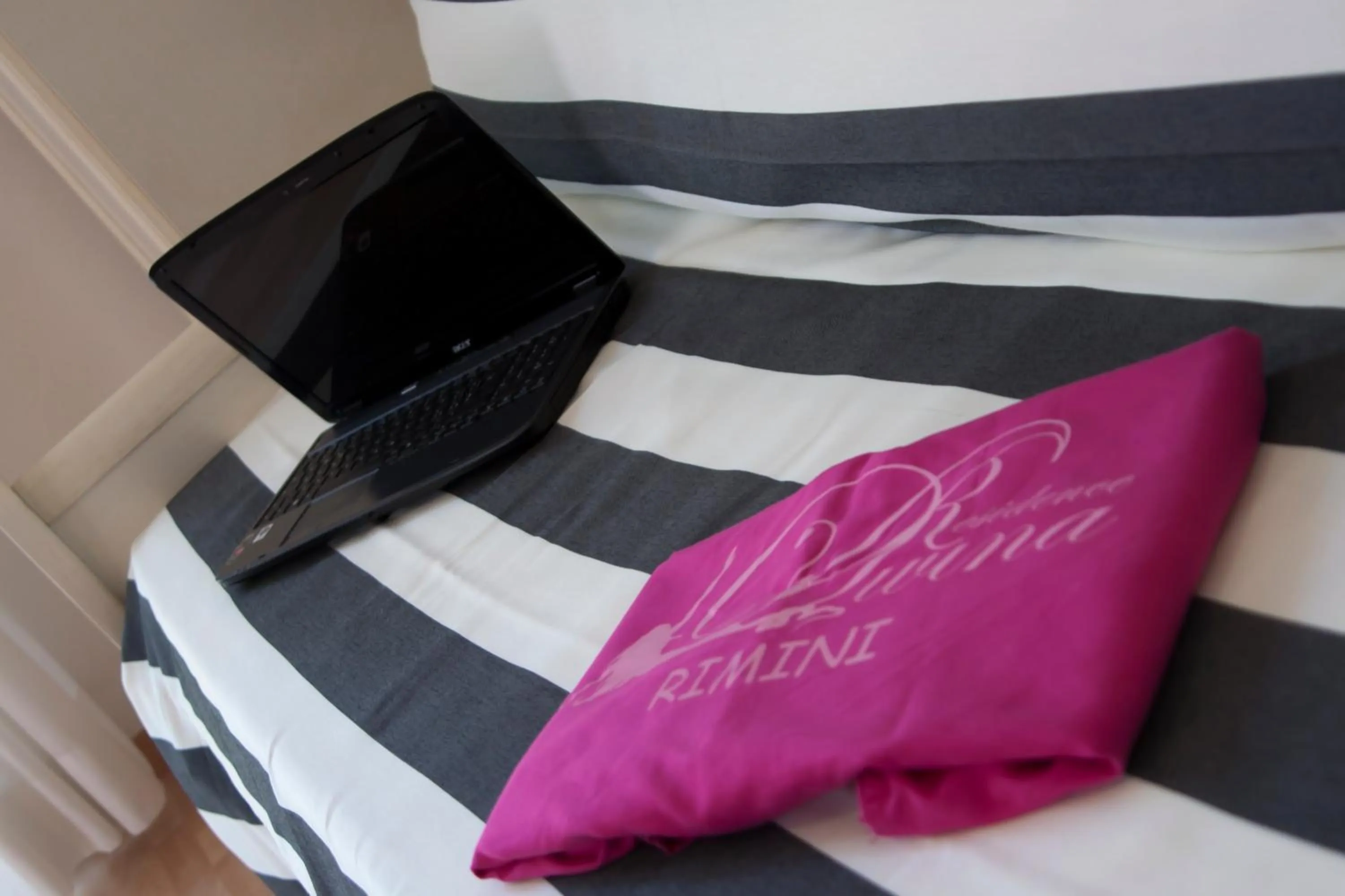 Decorative detail, Bed in Residence Divina