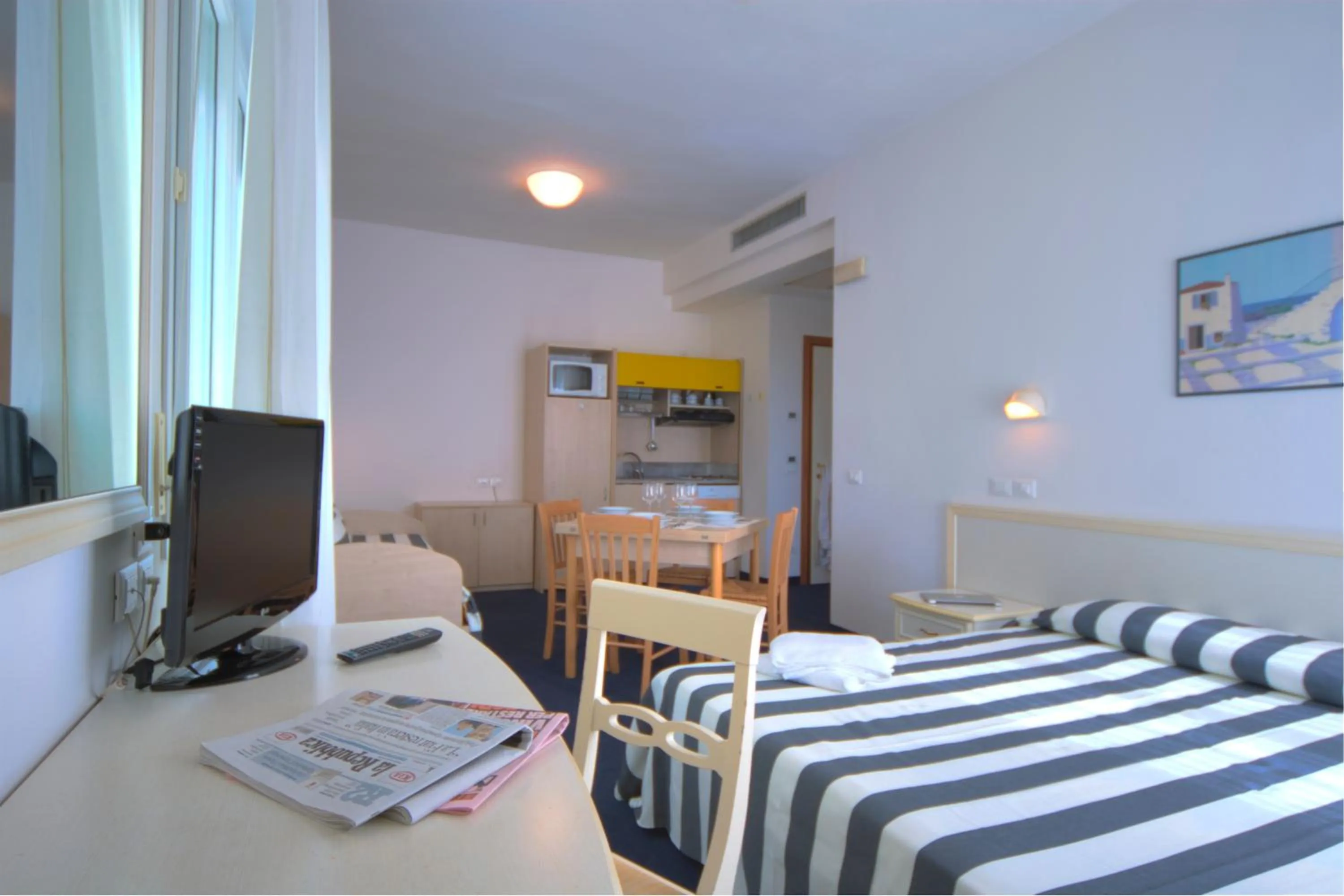 Photo of the whole room, Bed in Residence Divina