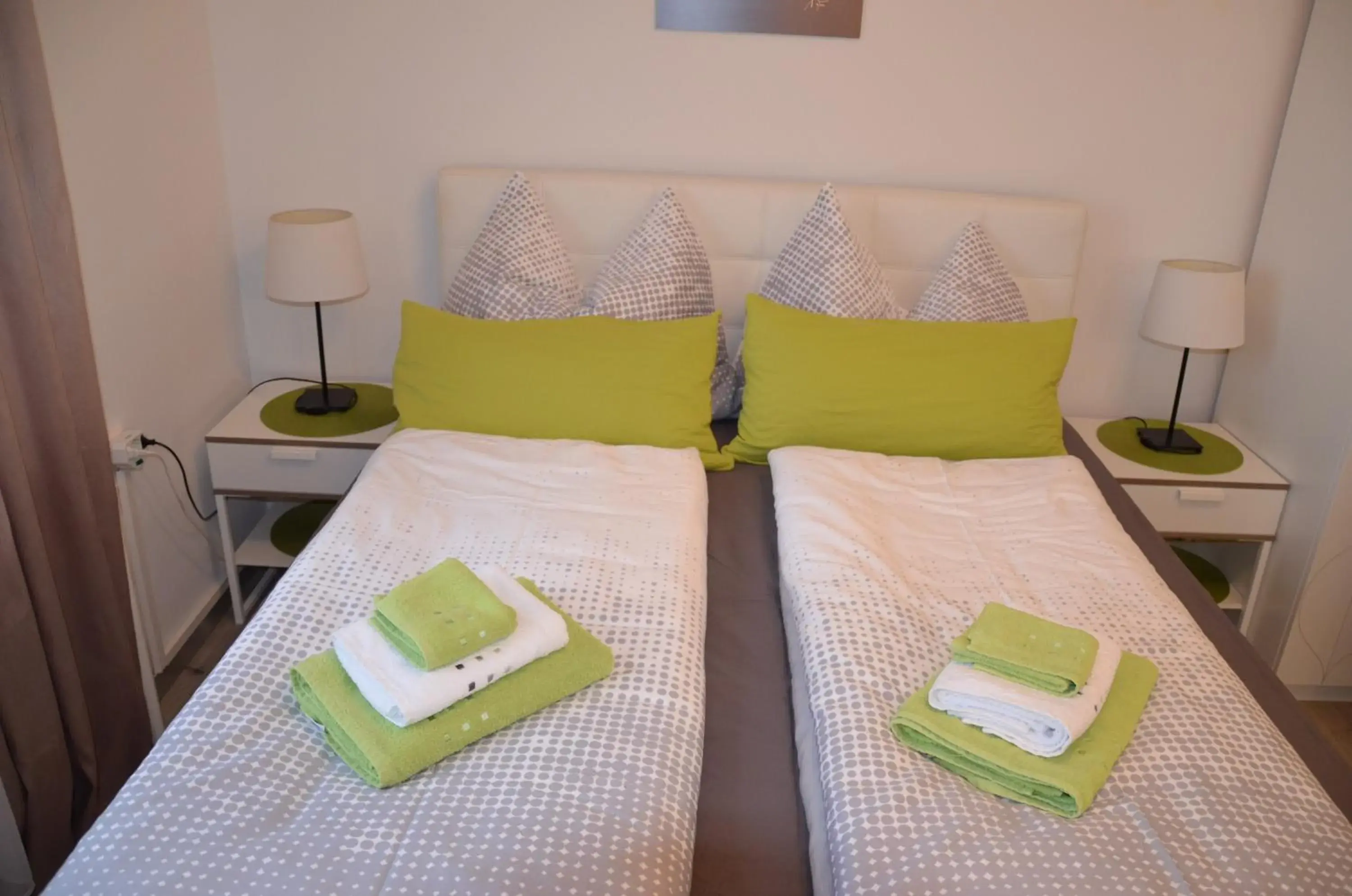 Standard Queen Room - single occupancy in Pension & Restaurant La Amalia Standard Queen Room - single occupancy in Pension & Restaurant La Amalia